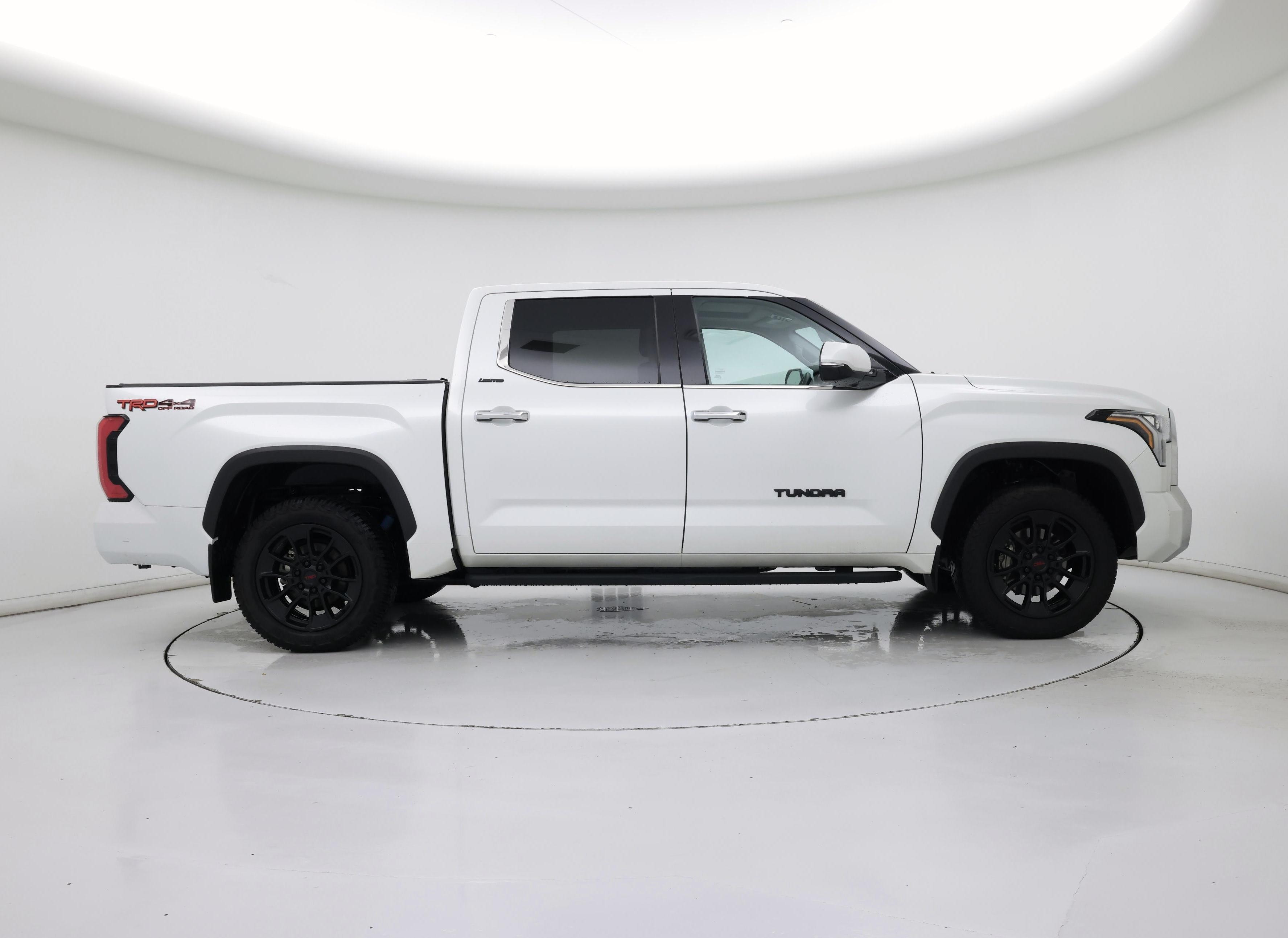 Thumbnail: 2022 Toyota Tundra - 7