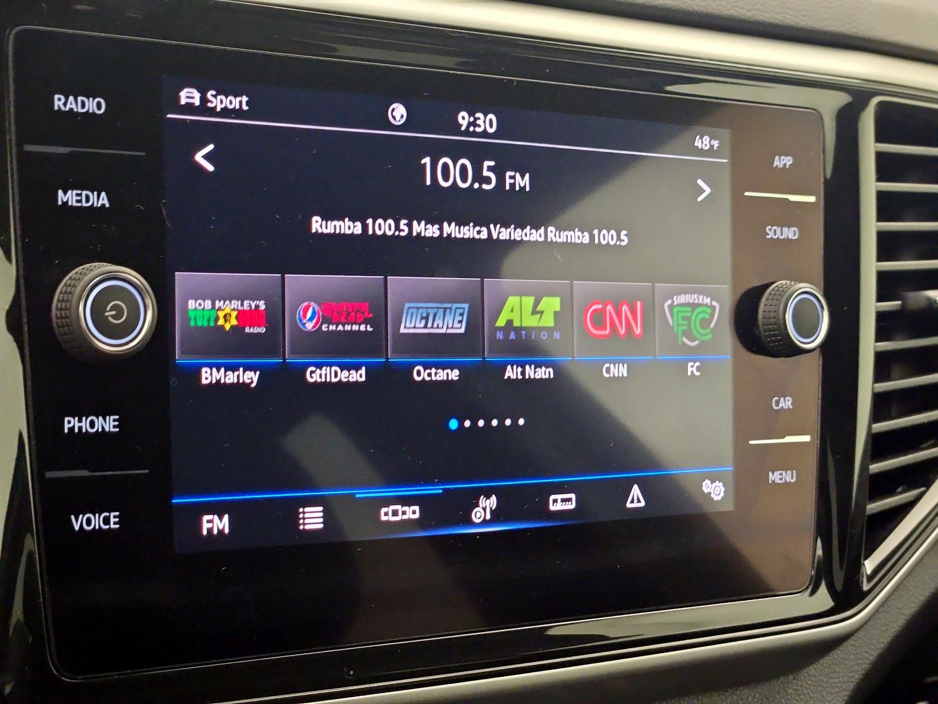 Thumbnail: 2022 Volkswagen Atlas - 14