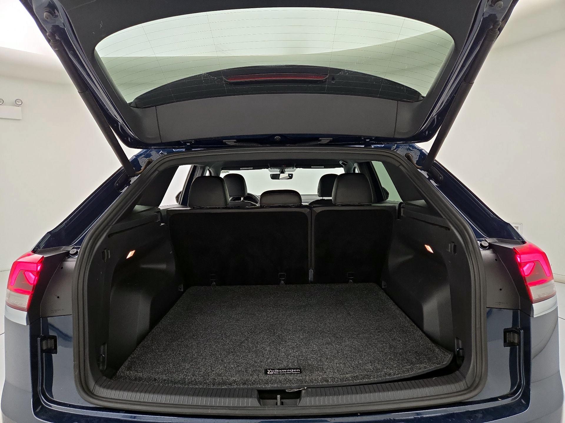 Thumbnail: 2022 Volkswagen Atlas - 19