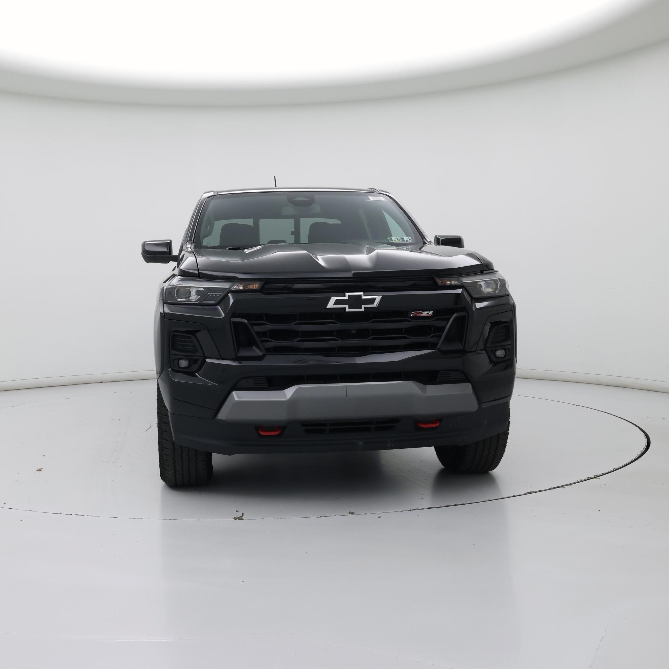 Thumbnail: 2023 Chevrolet Colorado - 5