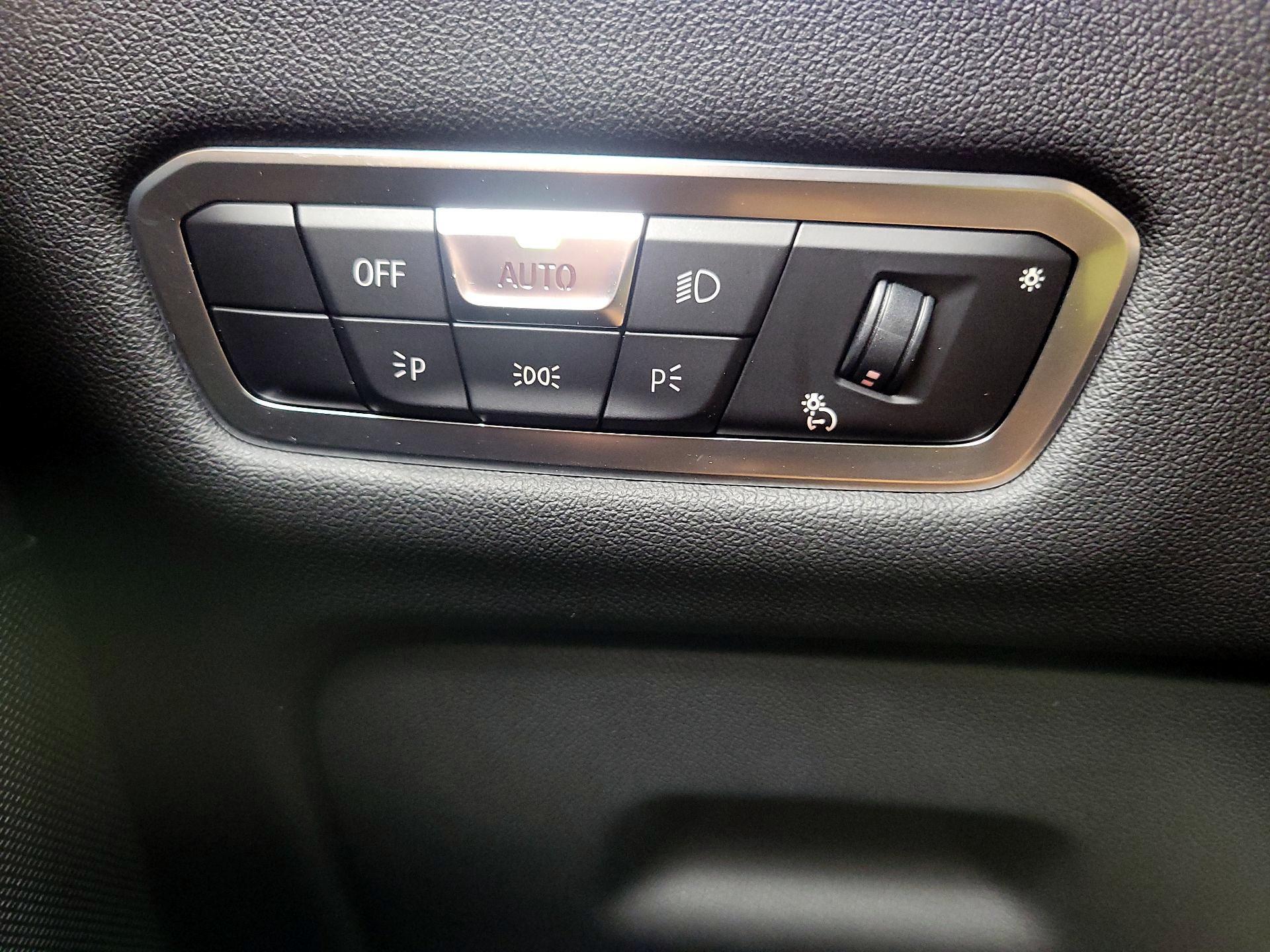 Thumbnail: 2023 BMW X5 - 13