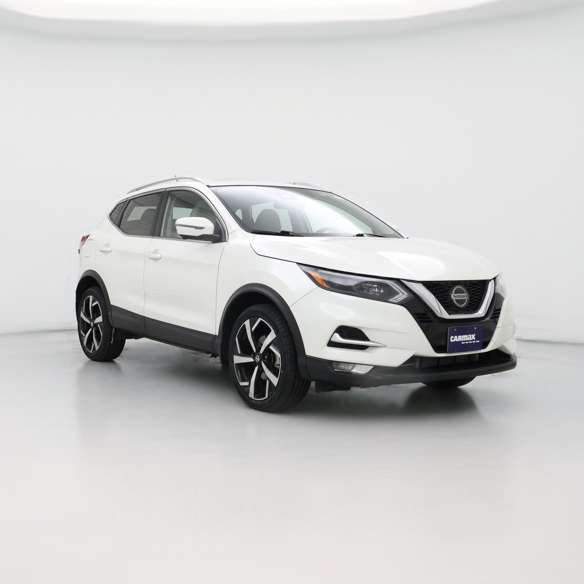 Thumbnail: 2020 Nissan Rogue Sport - 1