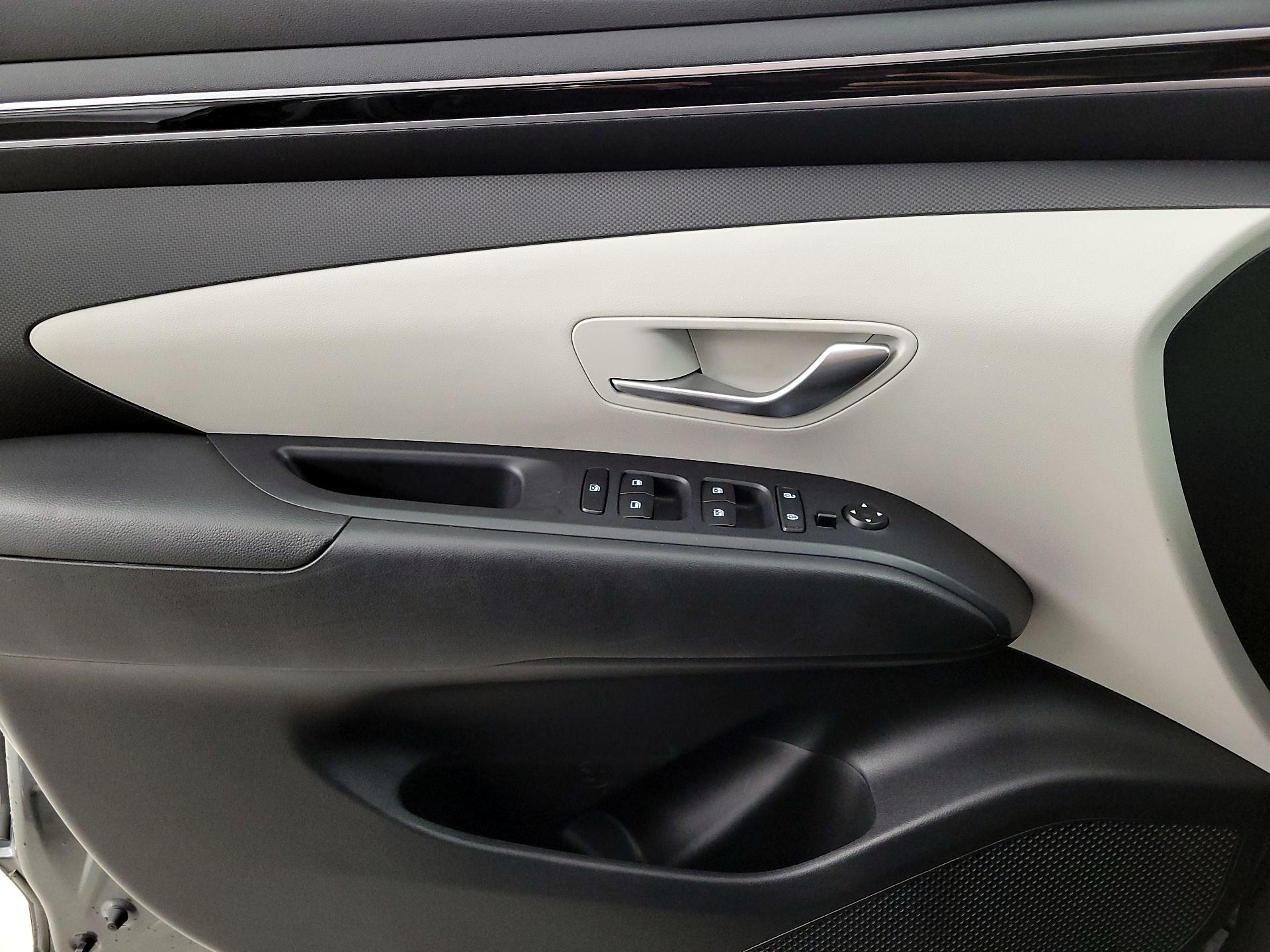 Thumbnail: 2022 Hyundai Tucson - 12