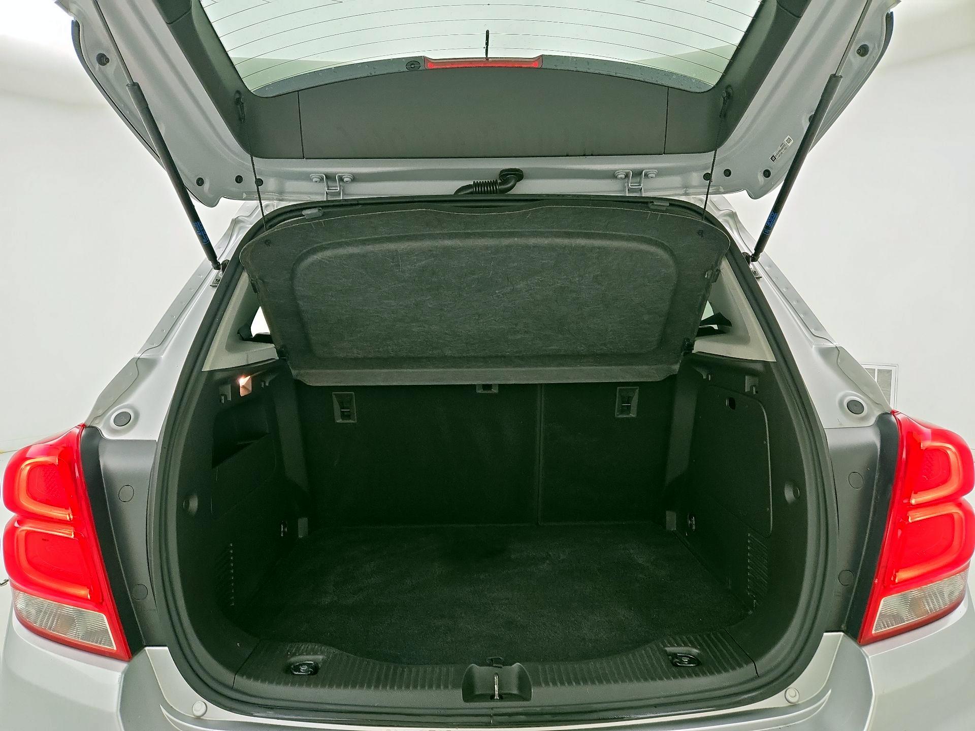 Thumbnail: 2020 Chevrolet Trax - 19