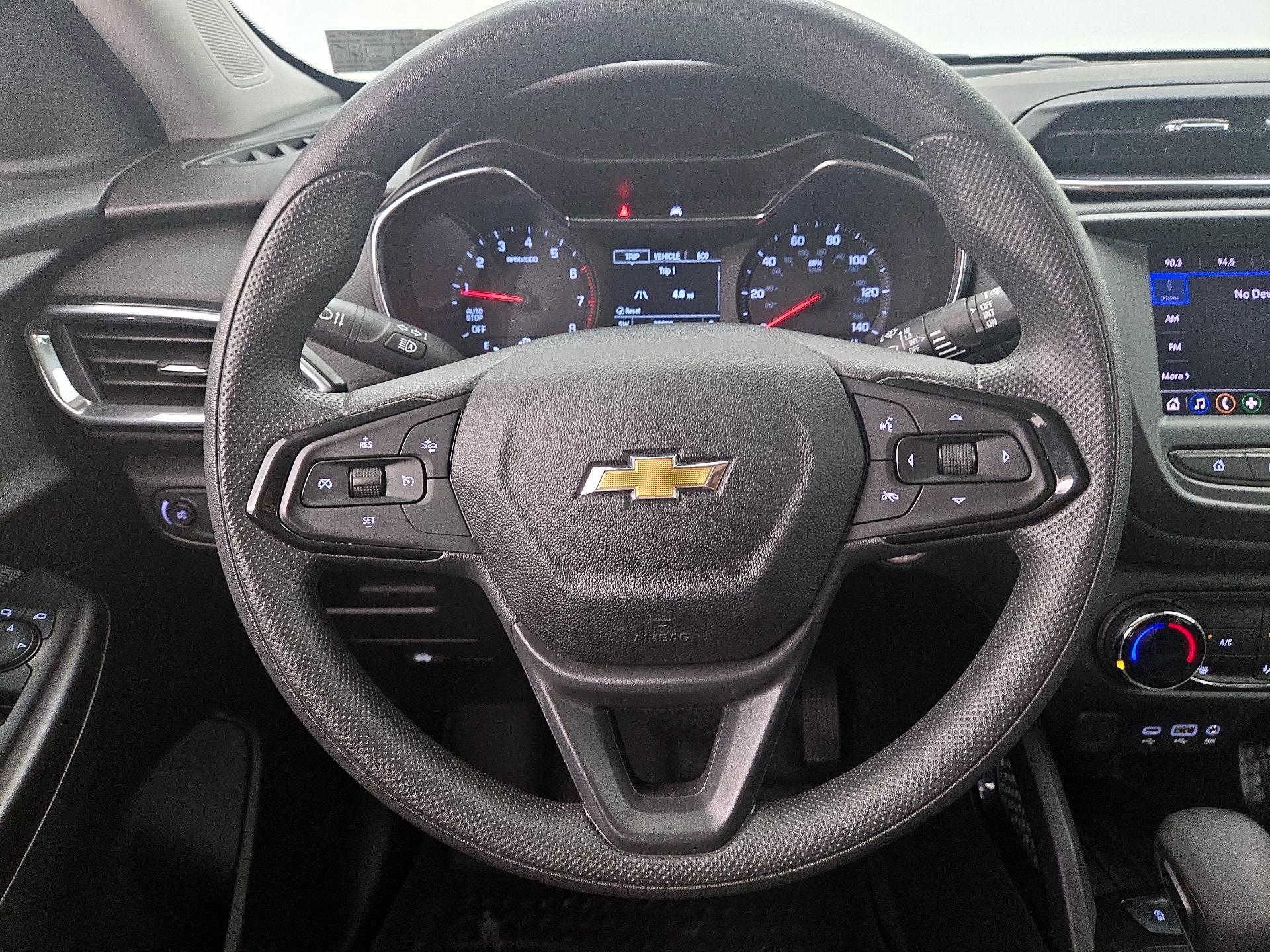 Thumbnail: 2023 Chevrolet TrailBlazer - 10
