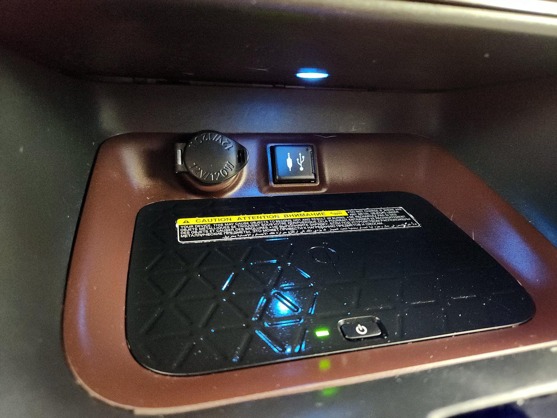 Thumbnail: 2019 Toyota RAV4 - 18