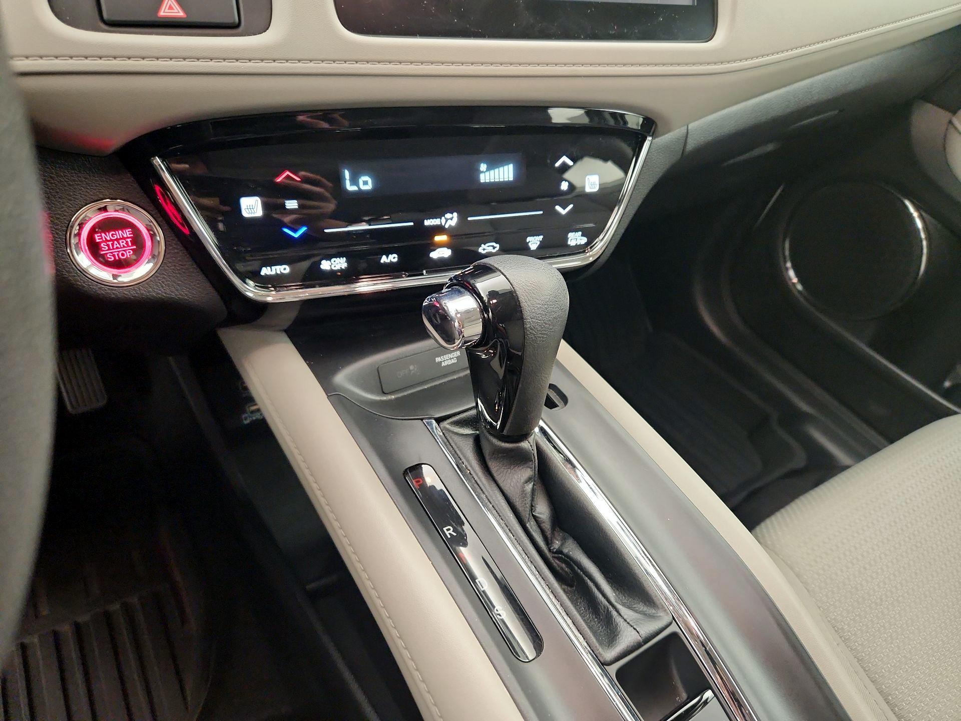 Thumbnail: 2022 Honda HR-V - 16