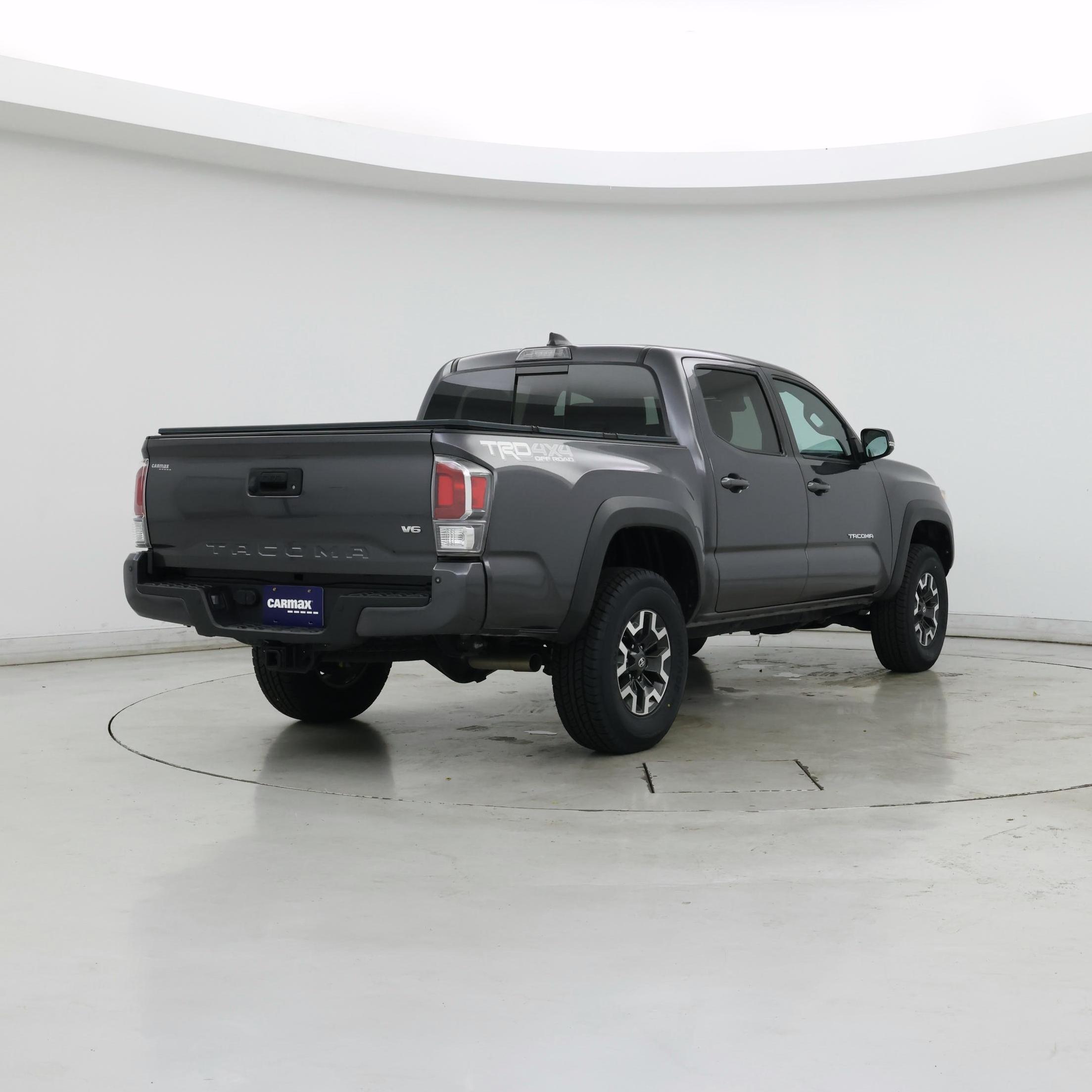 Thumbnail: 2021 Toyota Tacoma - 8