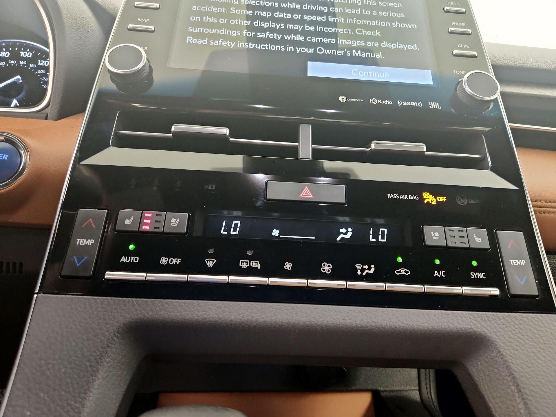 Thumbnail: 2019 Toyota Avalon - 17