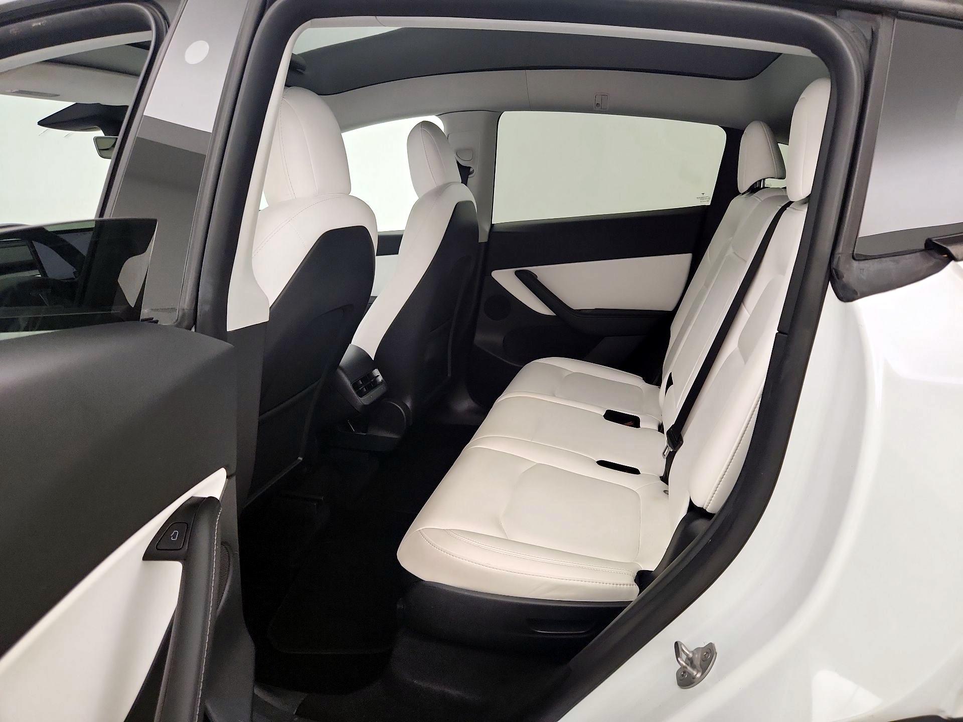 Thumbnail: 2022 Tesla Model Y - 20