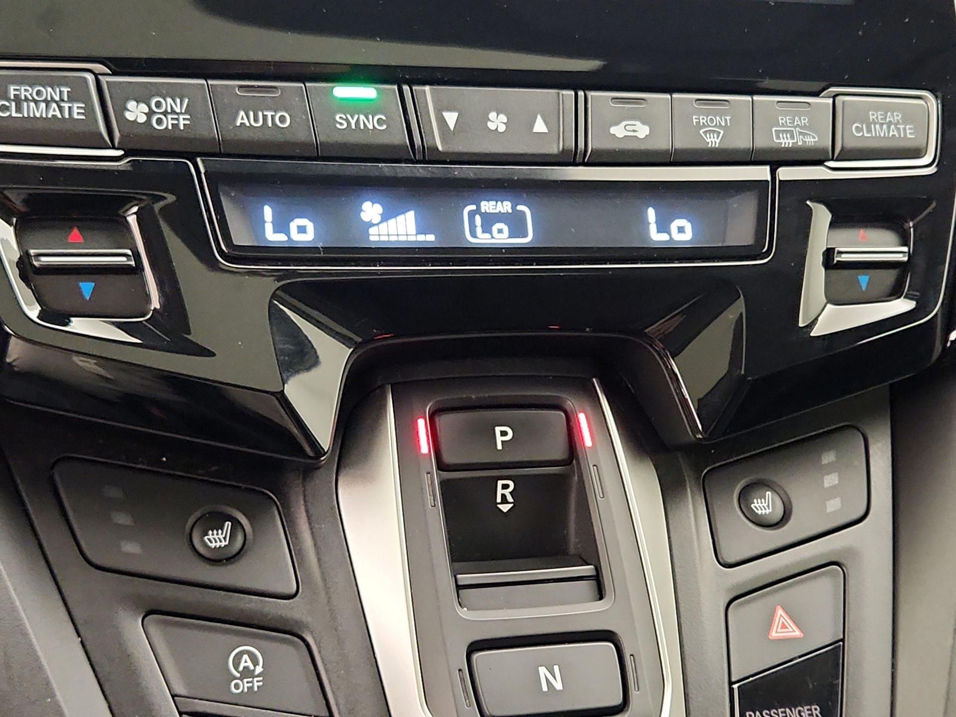 Thumbnail: 2020 Honda Odyssey - 14