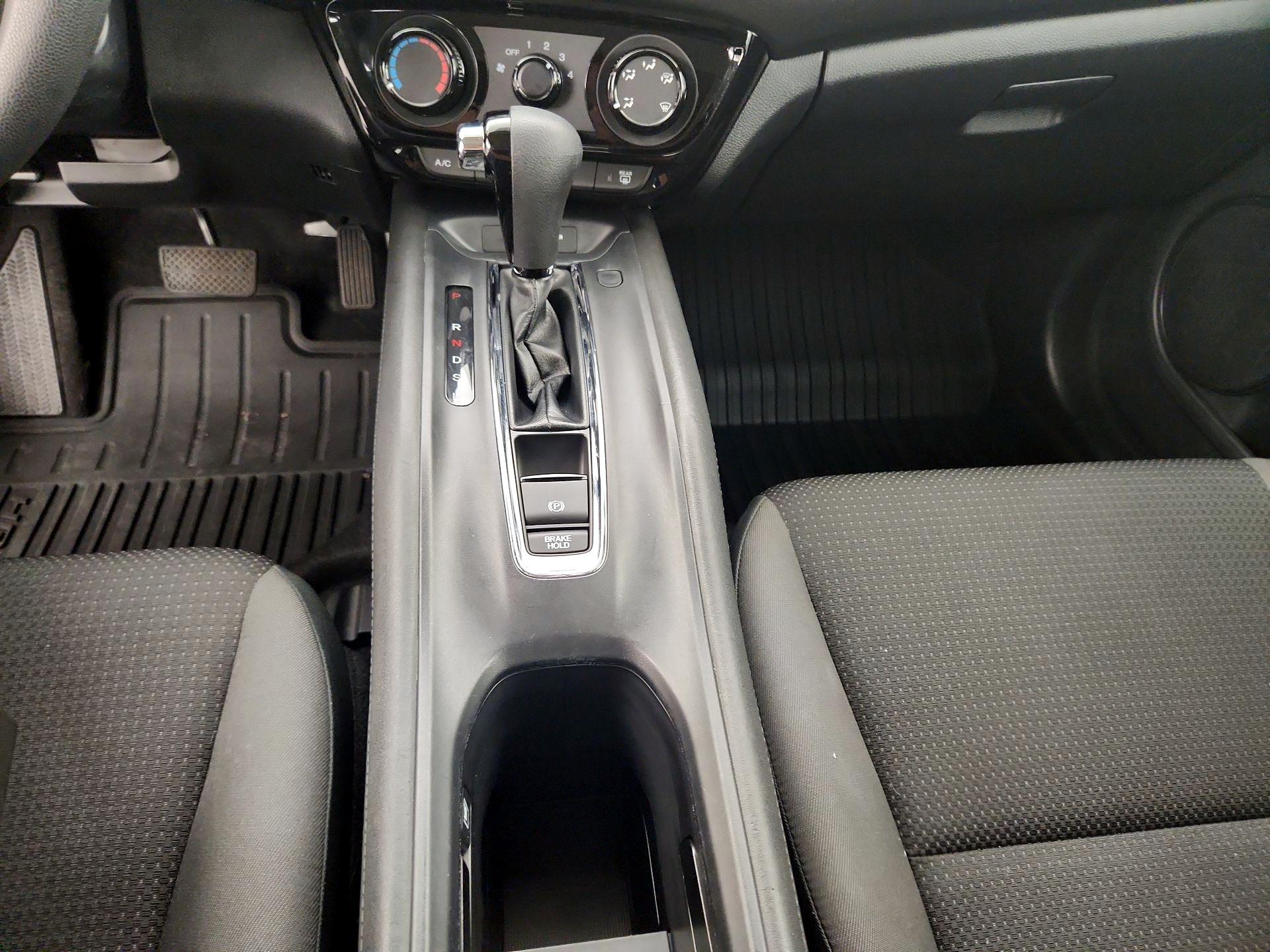 Thumbnail: 2021 Honda HR-V - 17