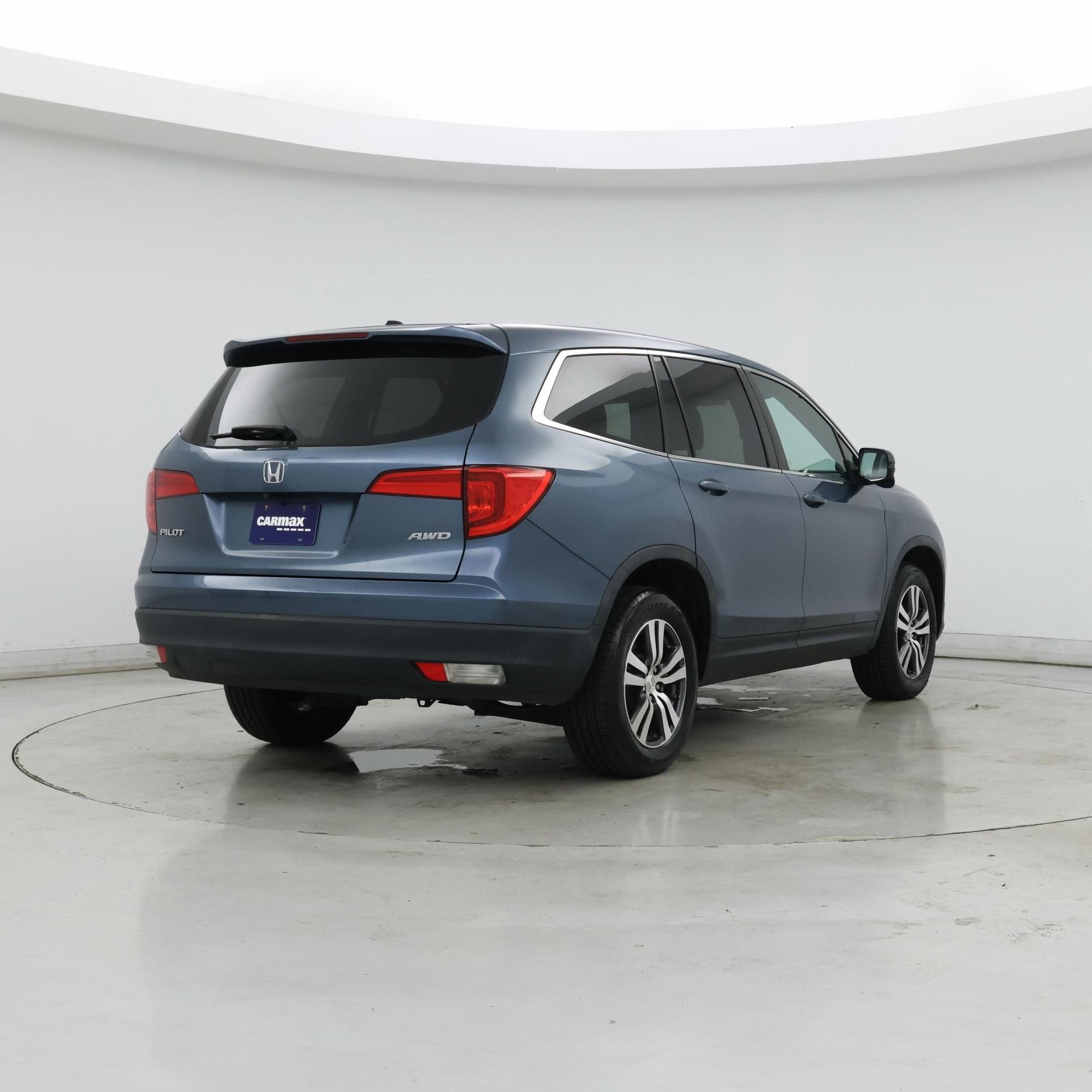 Thumbnail: 2018 Honda Pilot - 8