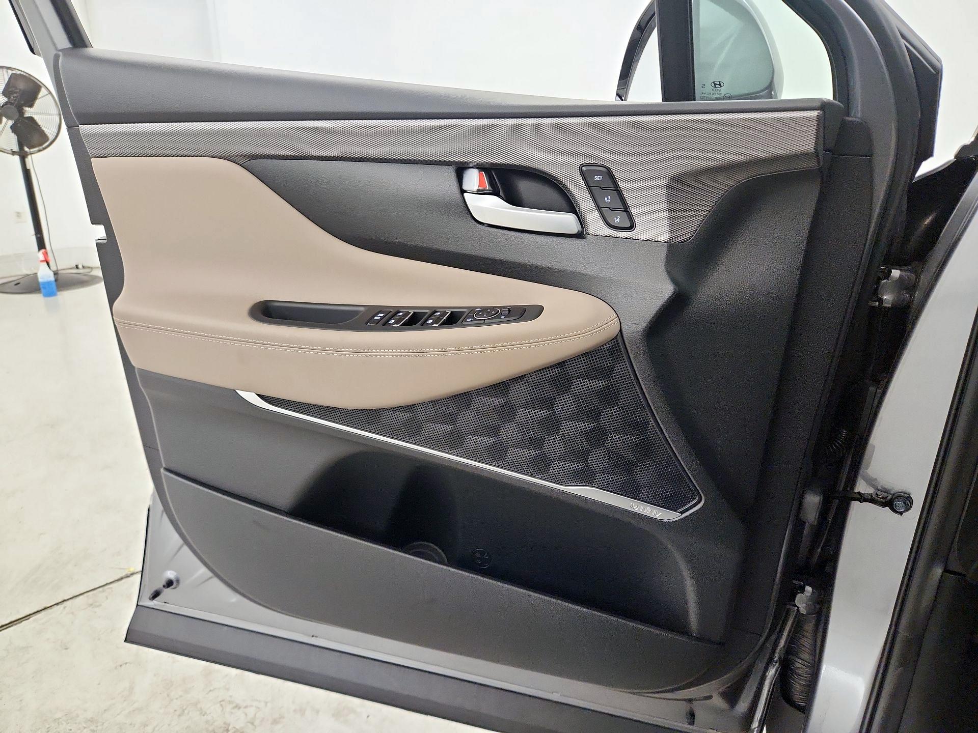 Thumbnail: 2019 Hyundai Santa Fe - 12