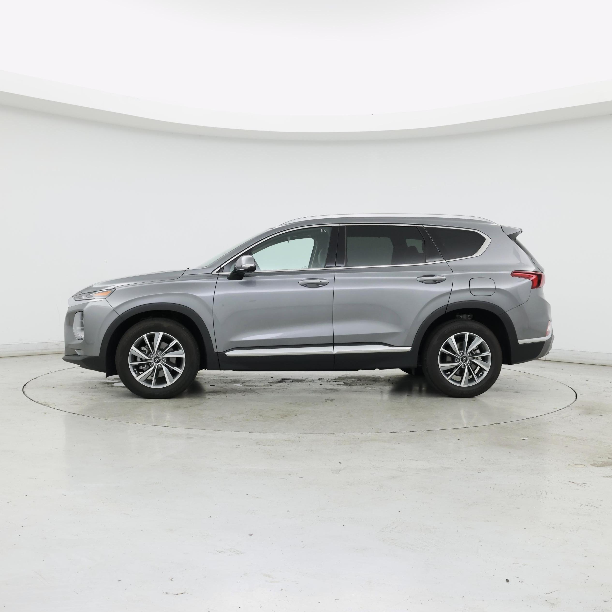 Thumbnail: 2019 Hyundai Santa Fe - 3