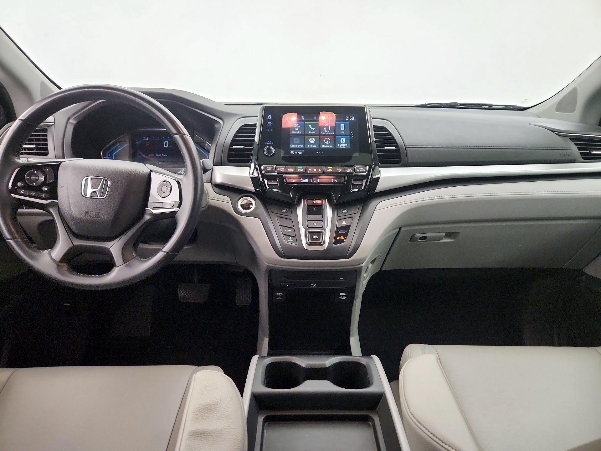 Thumbnail: 2018 Honda Odyssey - 9