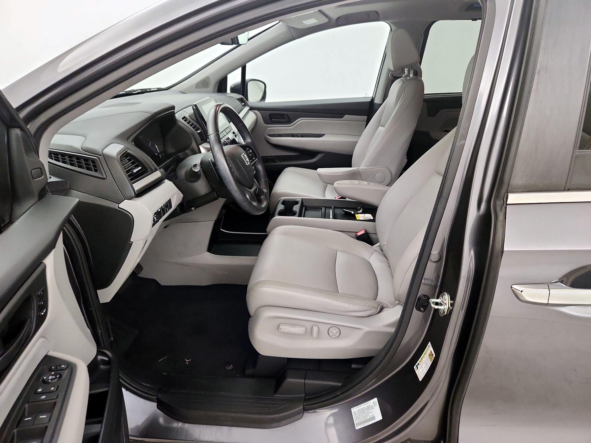 Thumbnail: 2018 Honda Odyssey - 11