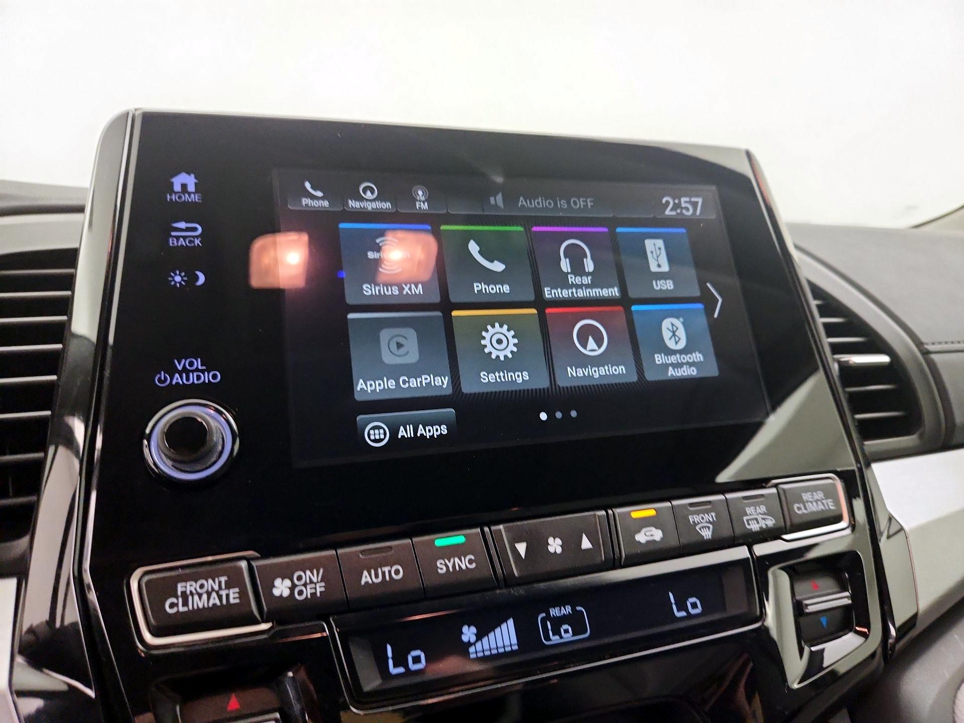 Thumbnail: 2018 Honda Odyssey - 15
