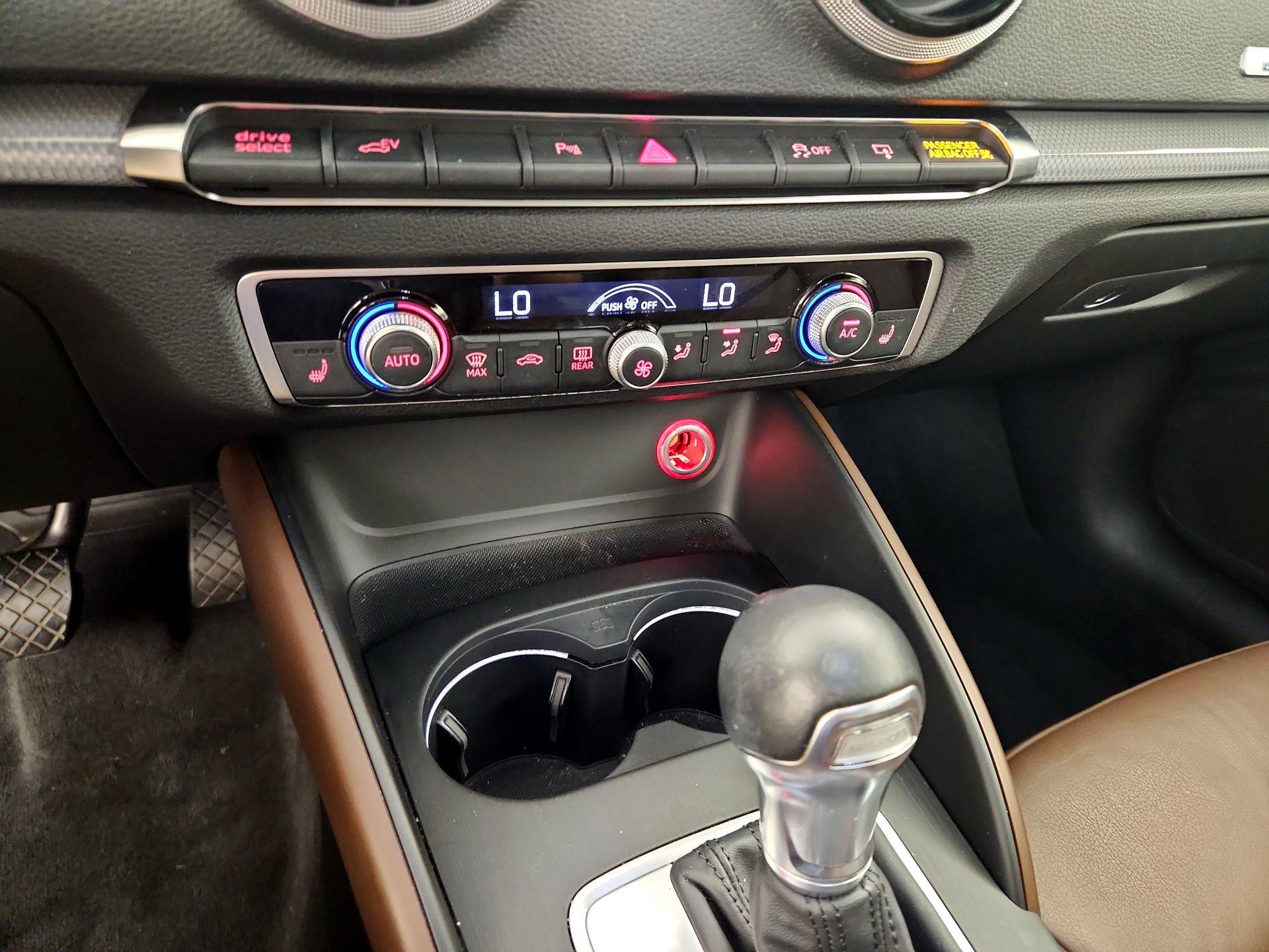Thumbnail: 2016 Audi A3 - 17