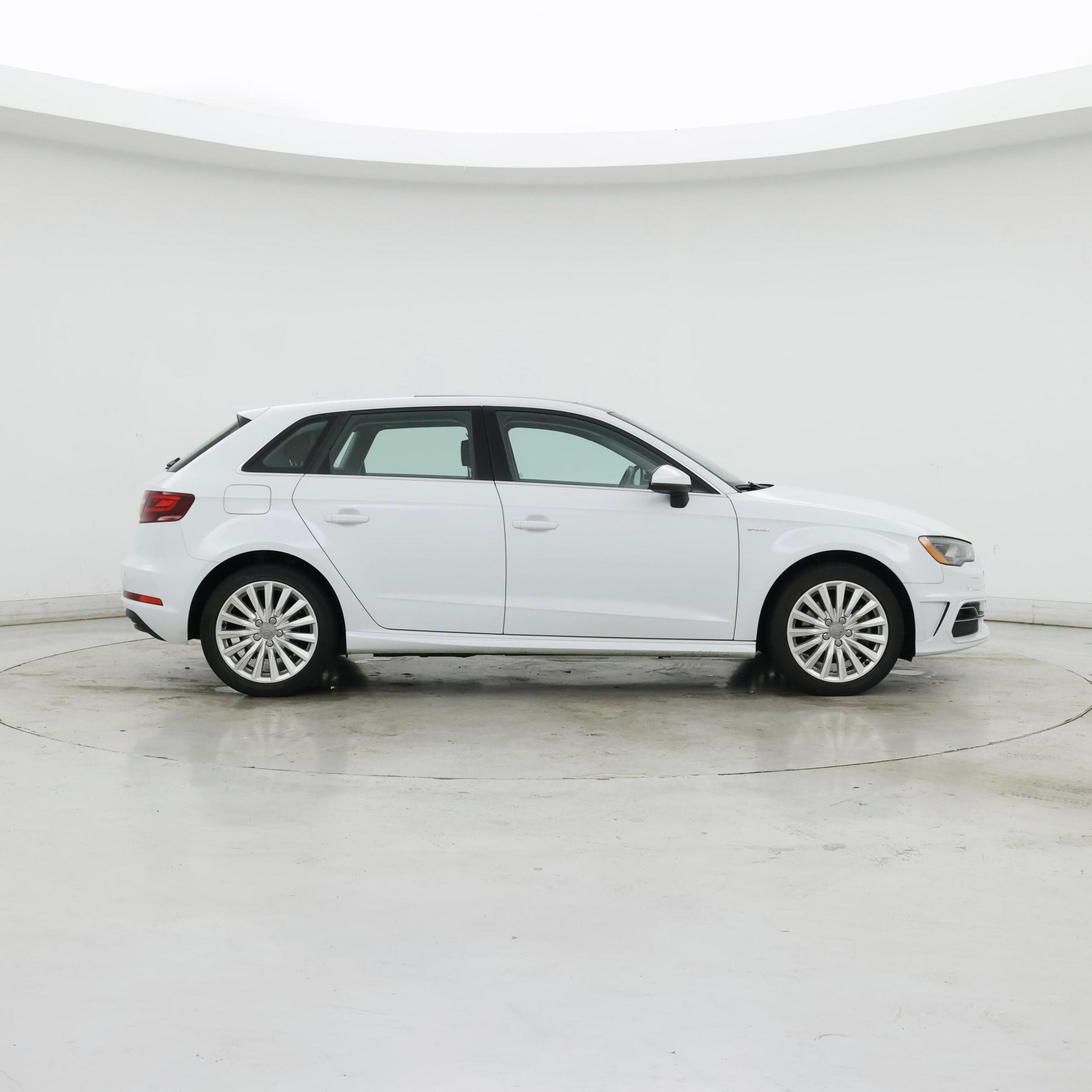 Thumbnail: 2016 Audi A3 - 7