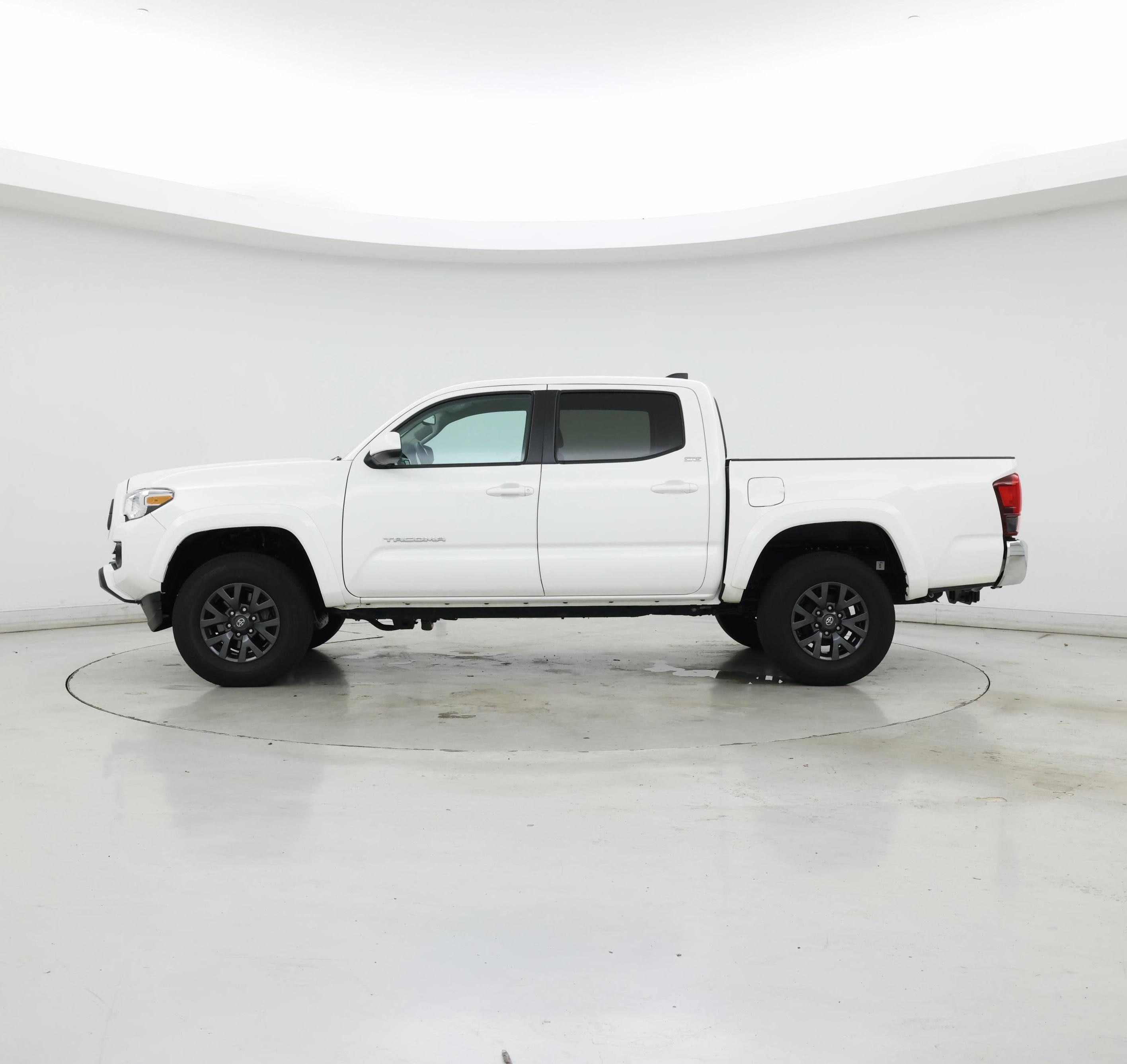 Thumbnail: 2023 Toyota Tacoma - 3