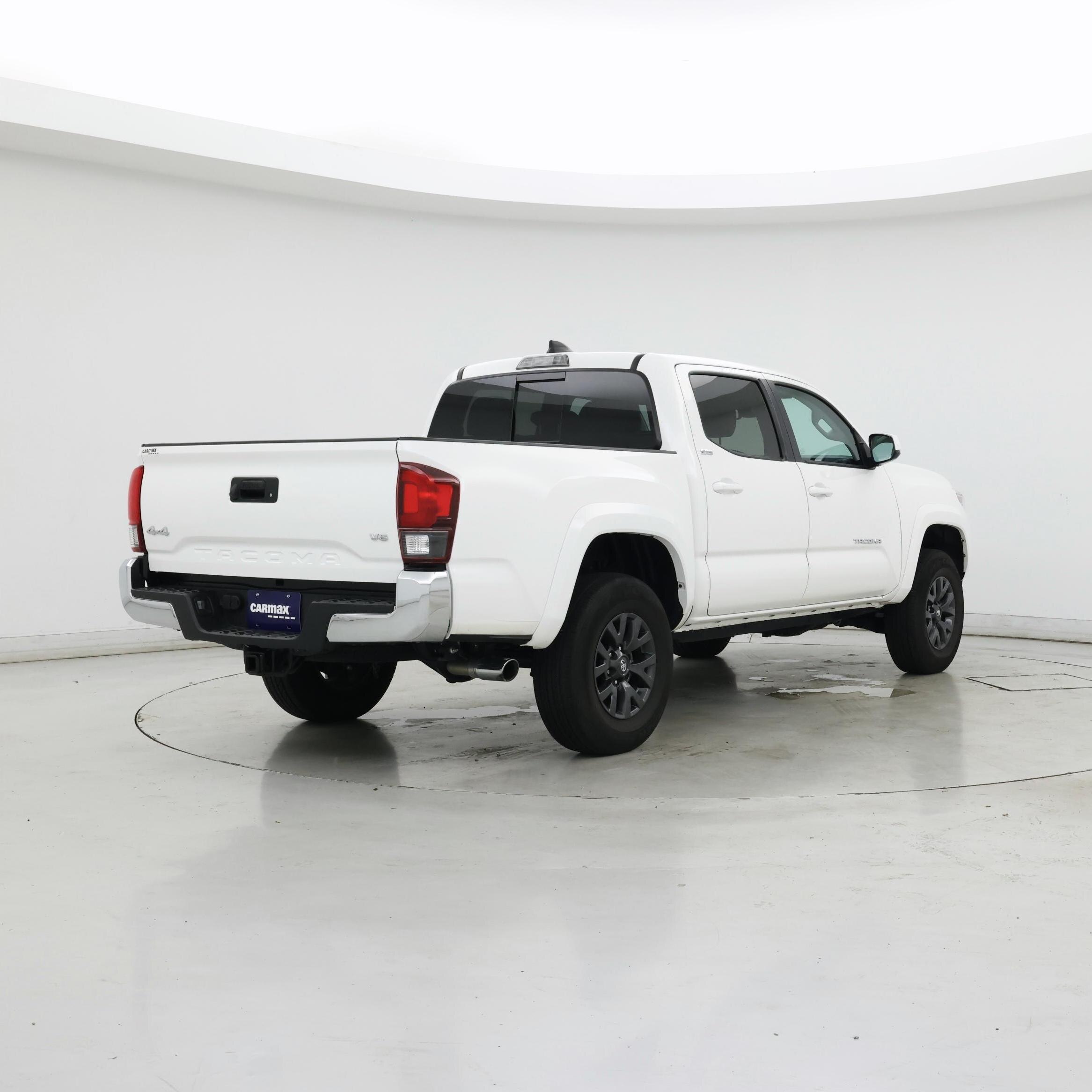 Thumbnail: 2023 Toyota Tacoma - 8