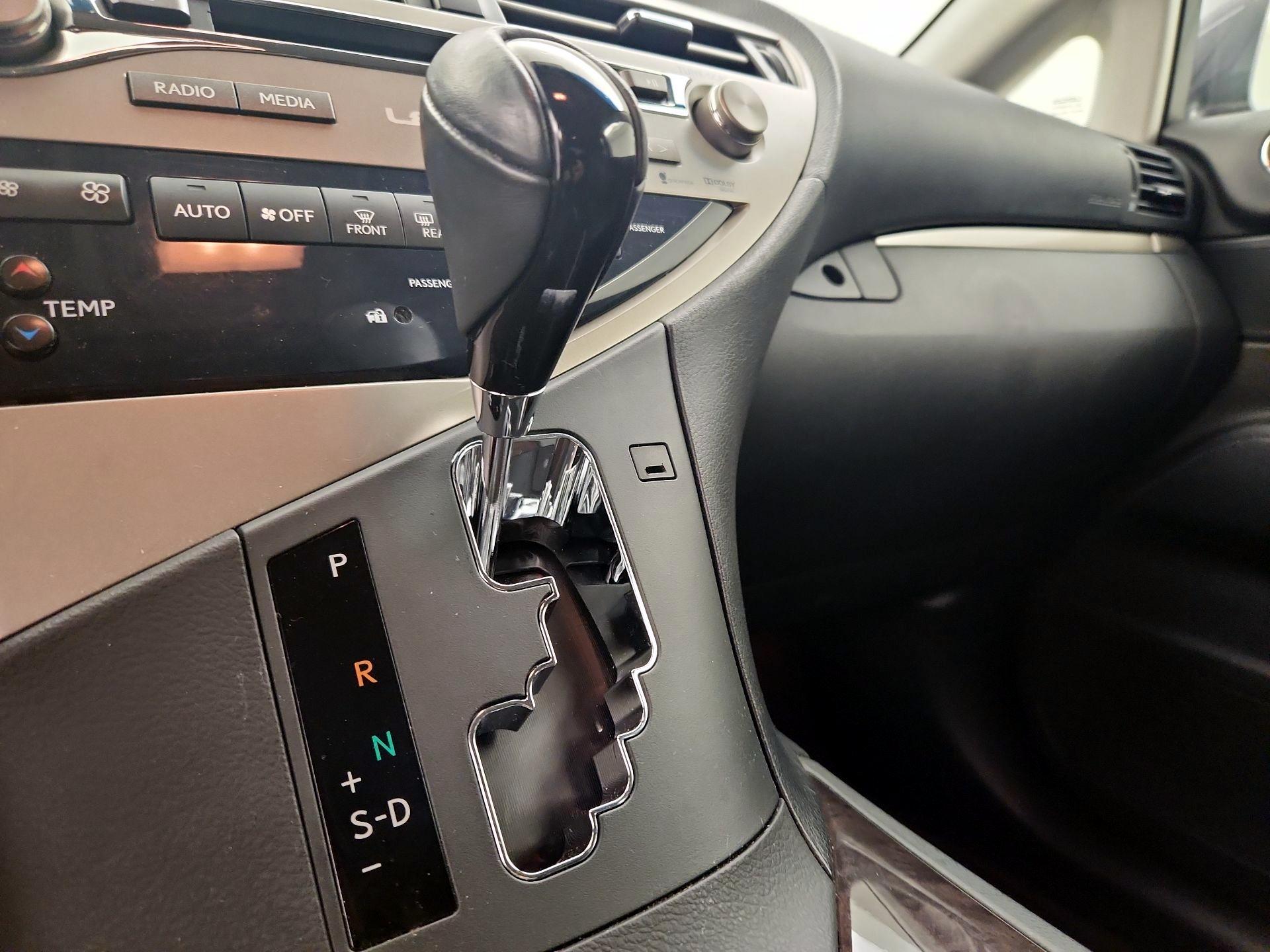 Thumbnail: 2015 Lexus RX - 18