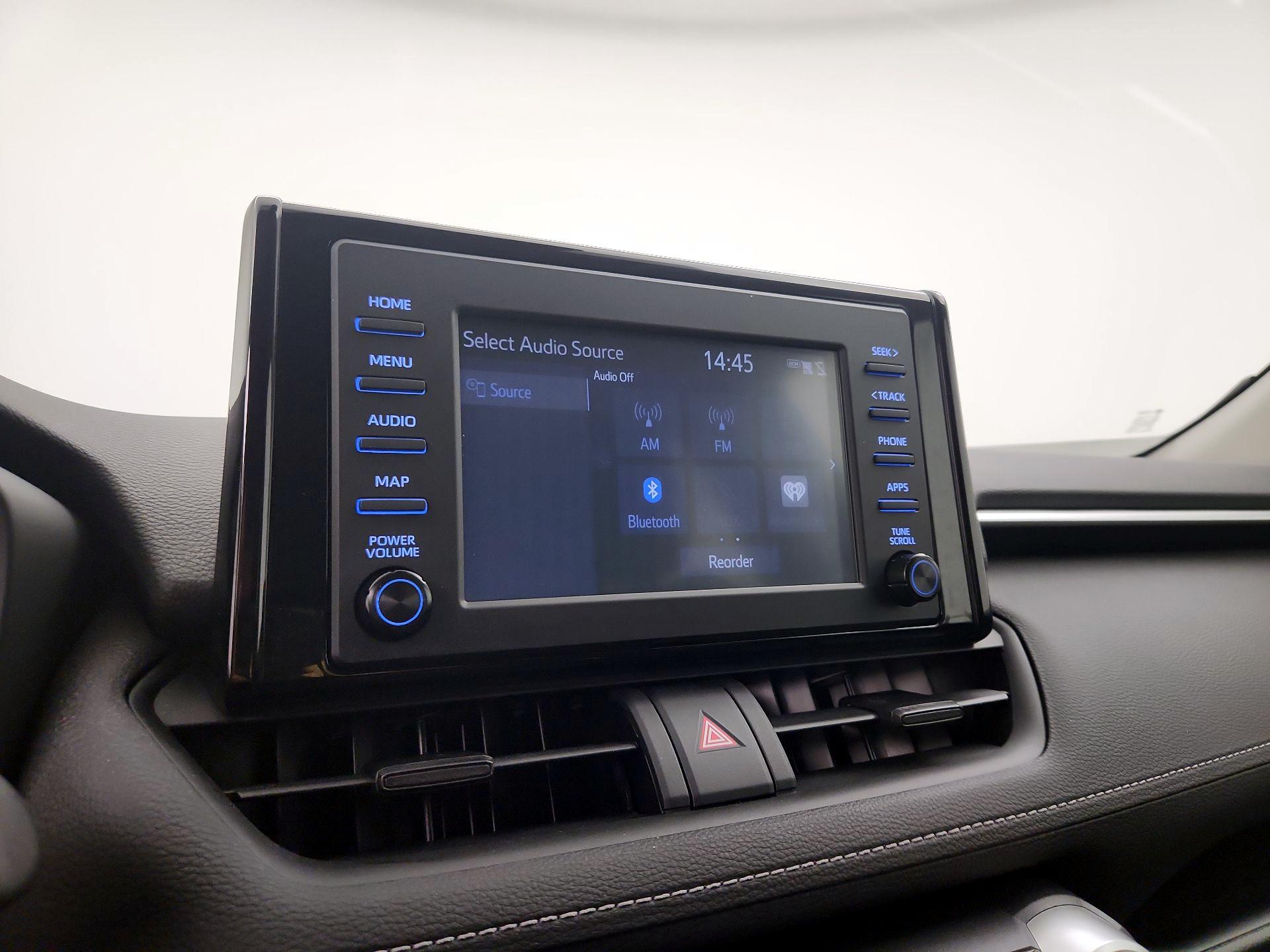 Thumbnail: 2019 Toyota RAV4 - 16