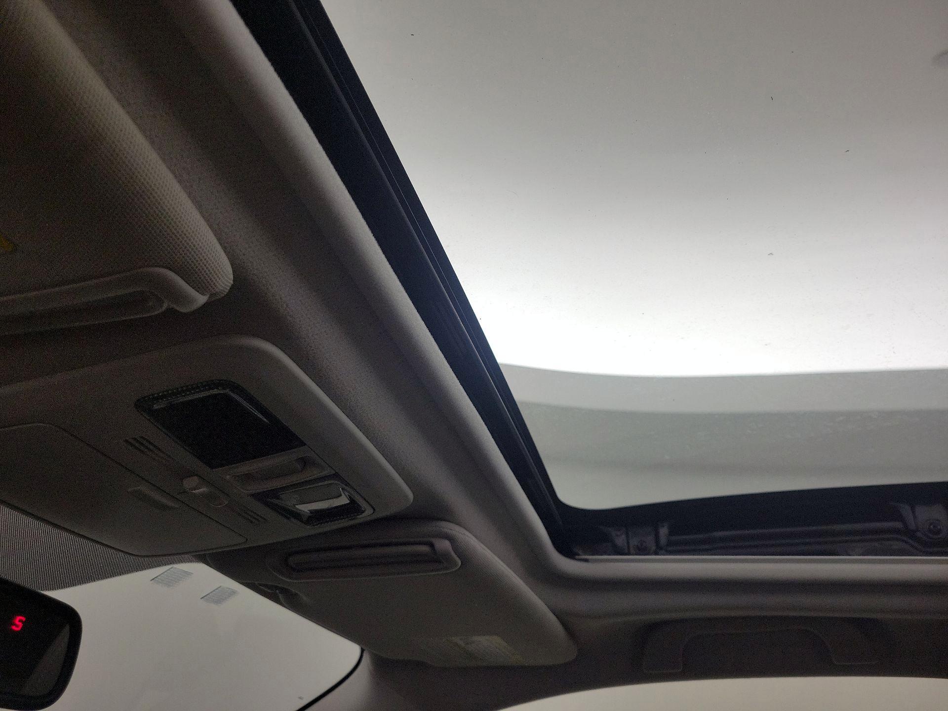 Thumbnail: 2015 Subaru Forester - 19