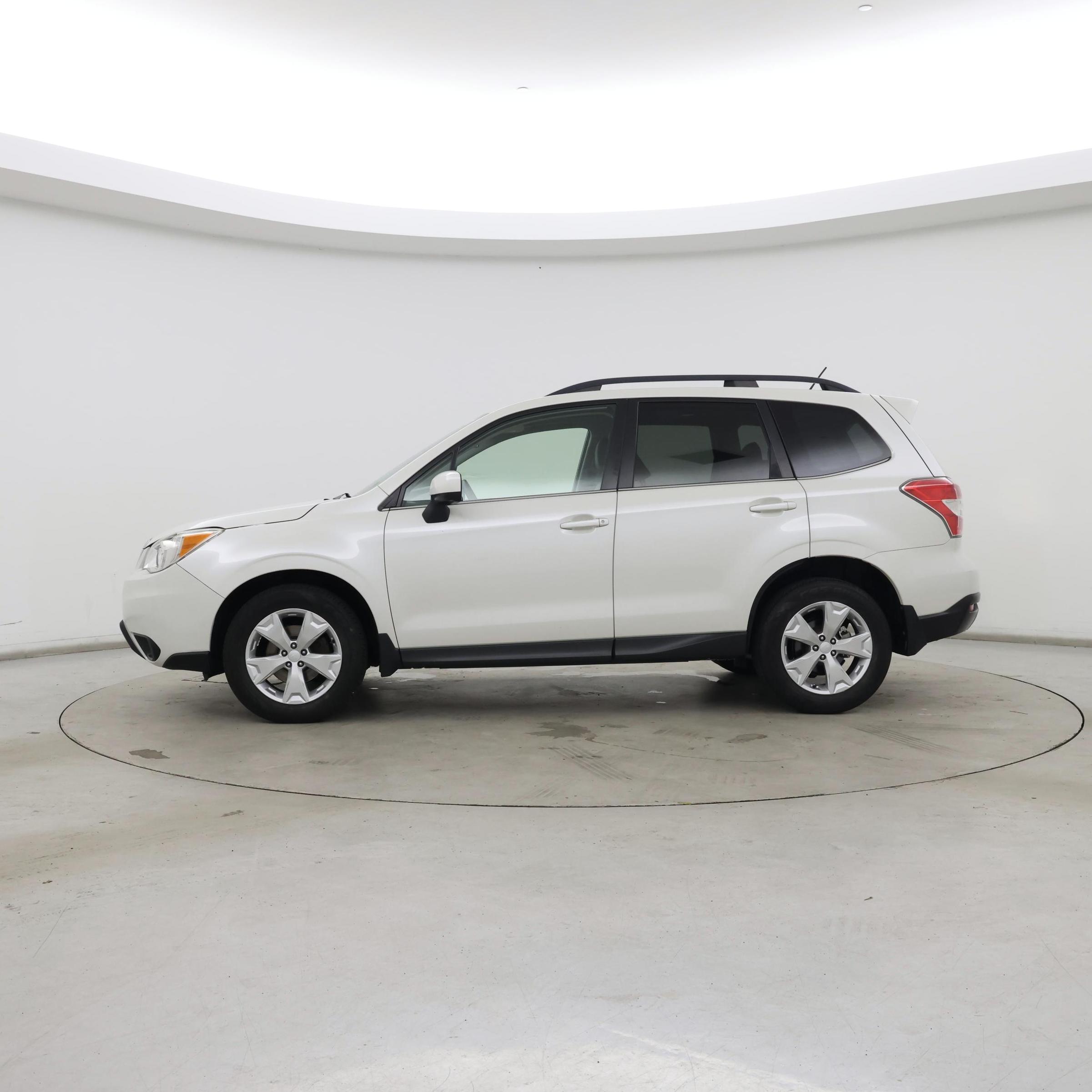 Thumbnail: 2015 Subaru Forester - 3
