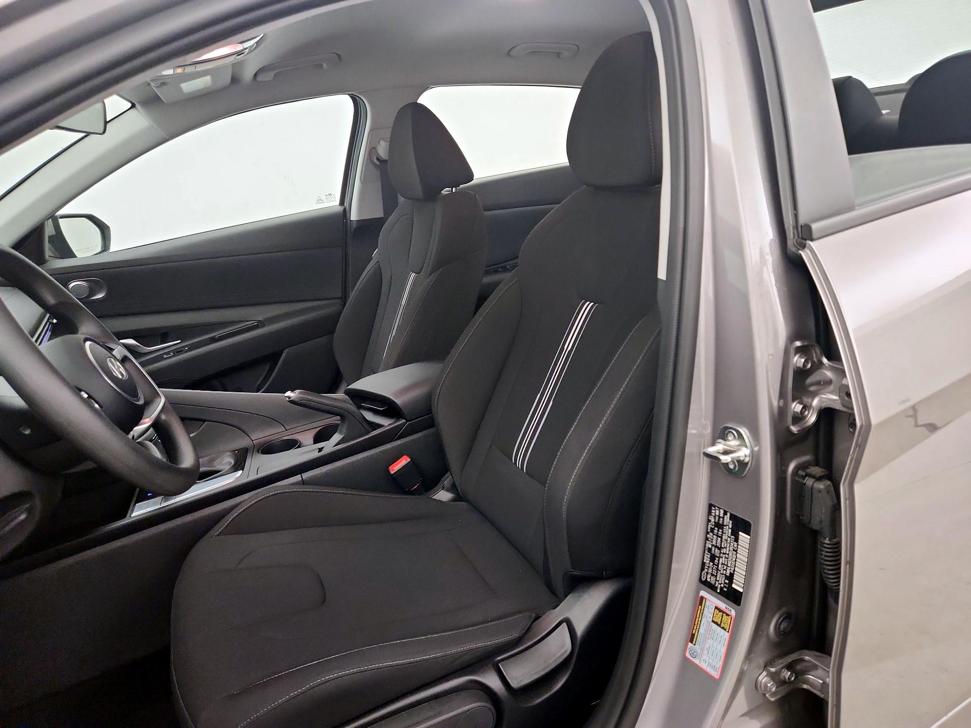 Thumbnail: 2024 Hyundai Elantra - 11