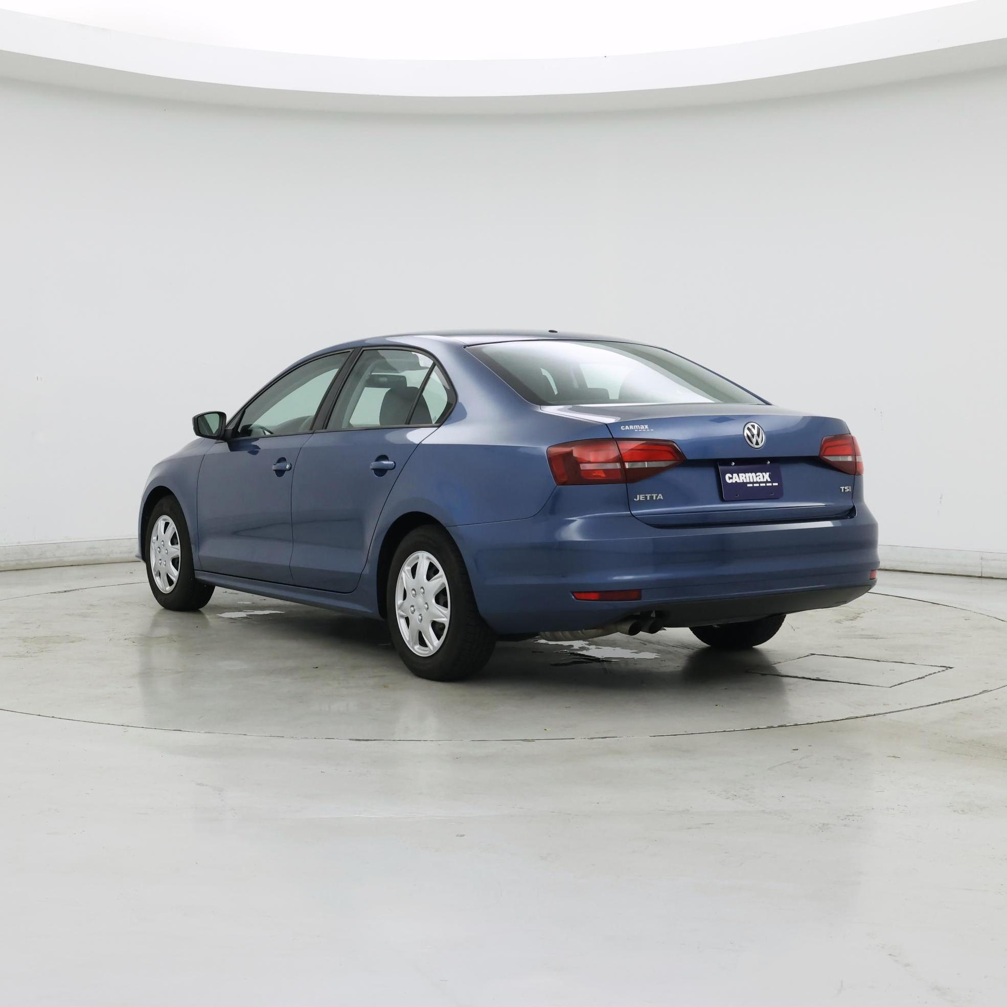 Thumbnail: 2016 Volkswagen Jetta - 2