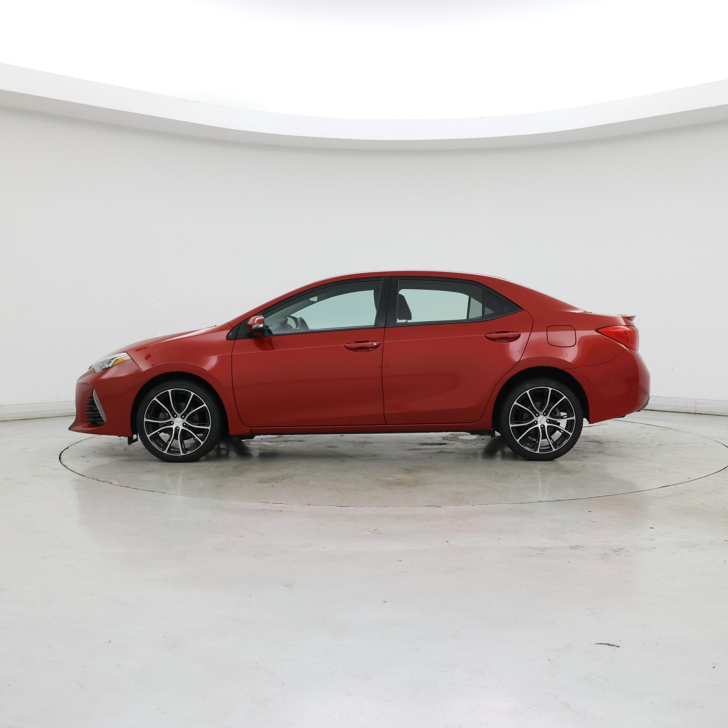 Thumbnail: 2017 Toyota Corolla - 3