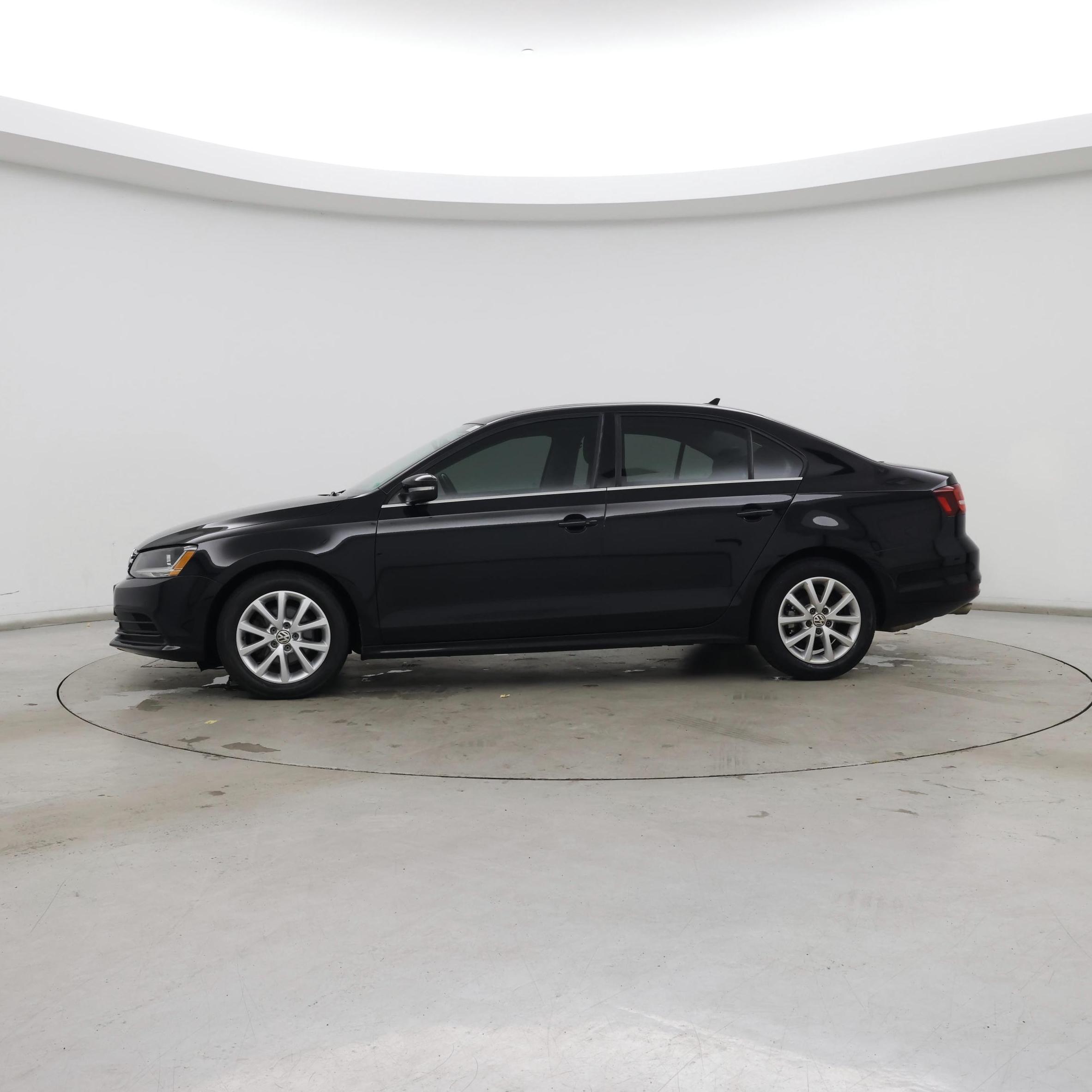 Thumbnail: 2017 Volkswagen Jetta - 3