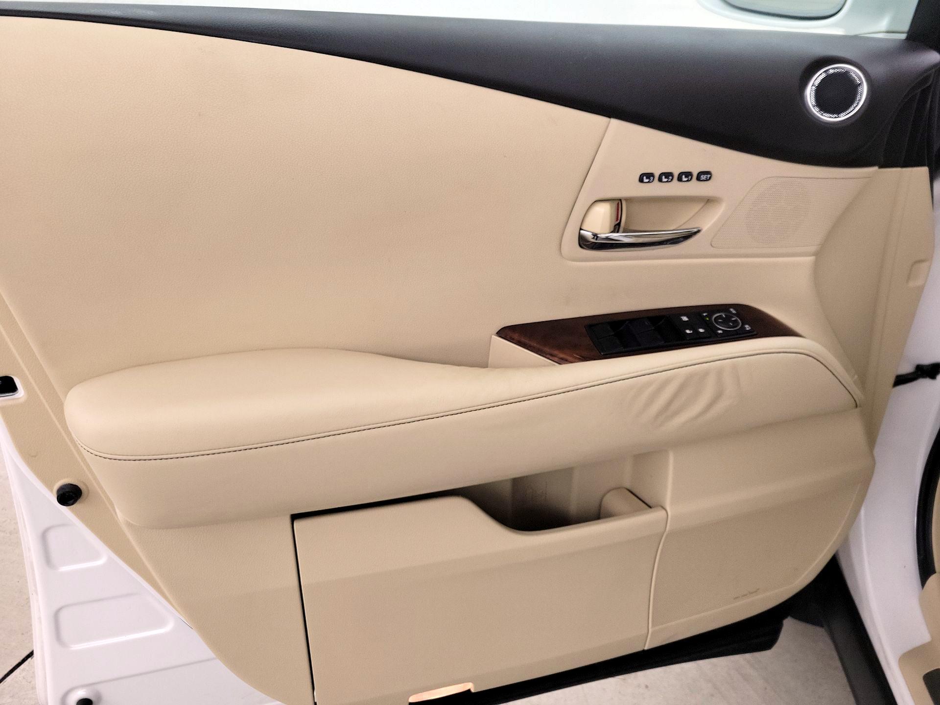 Thumbnail: 2013 Lexus RX - 12