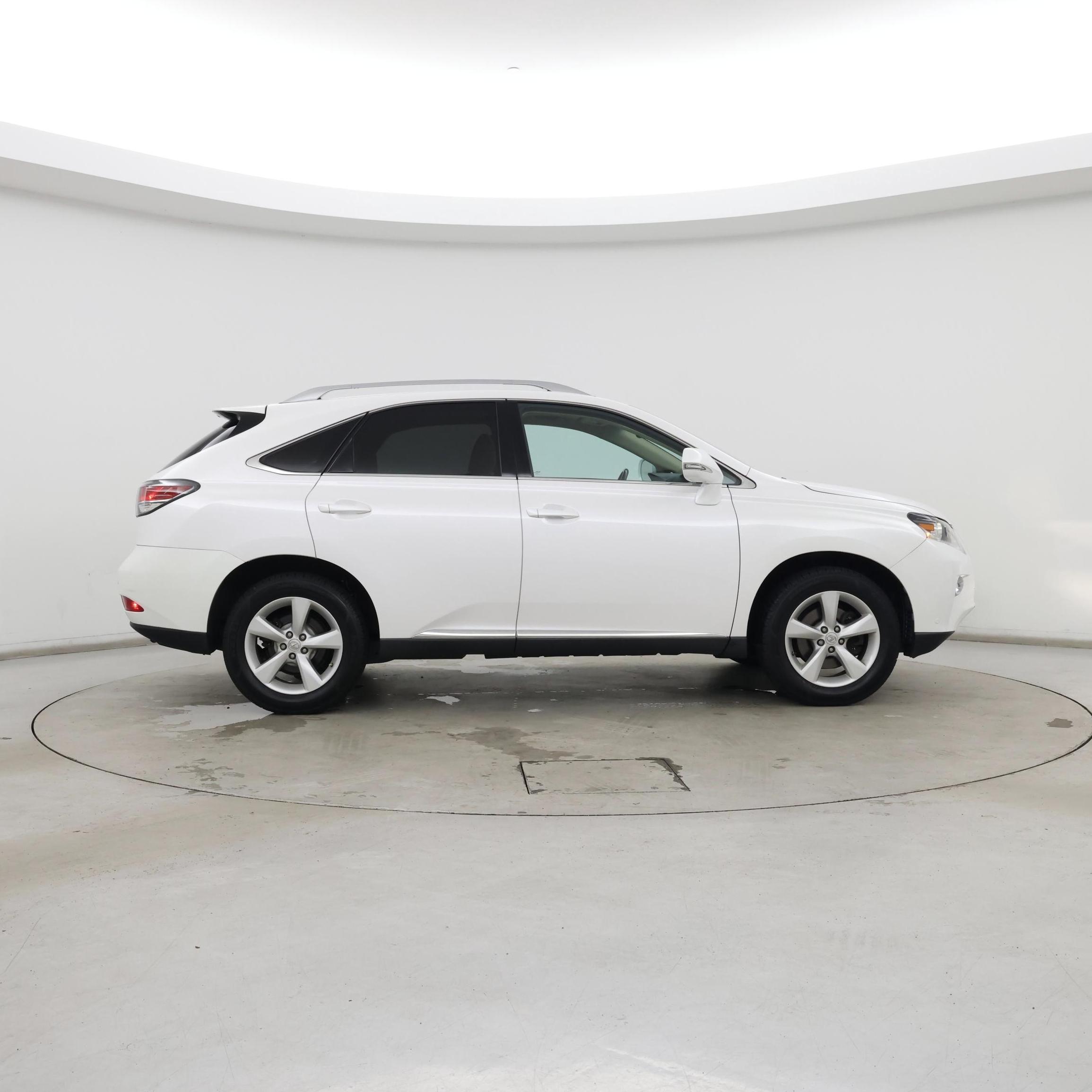 Thumbnail: 2013 Lexus RX - 7