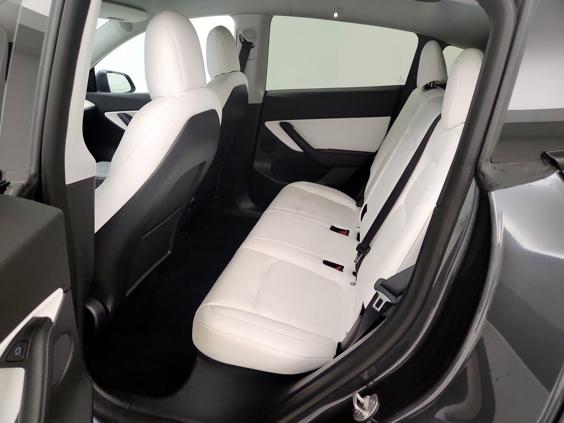 Thumbnail: 2021 Tesla Model Y - 19