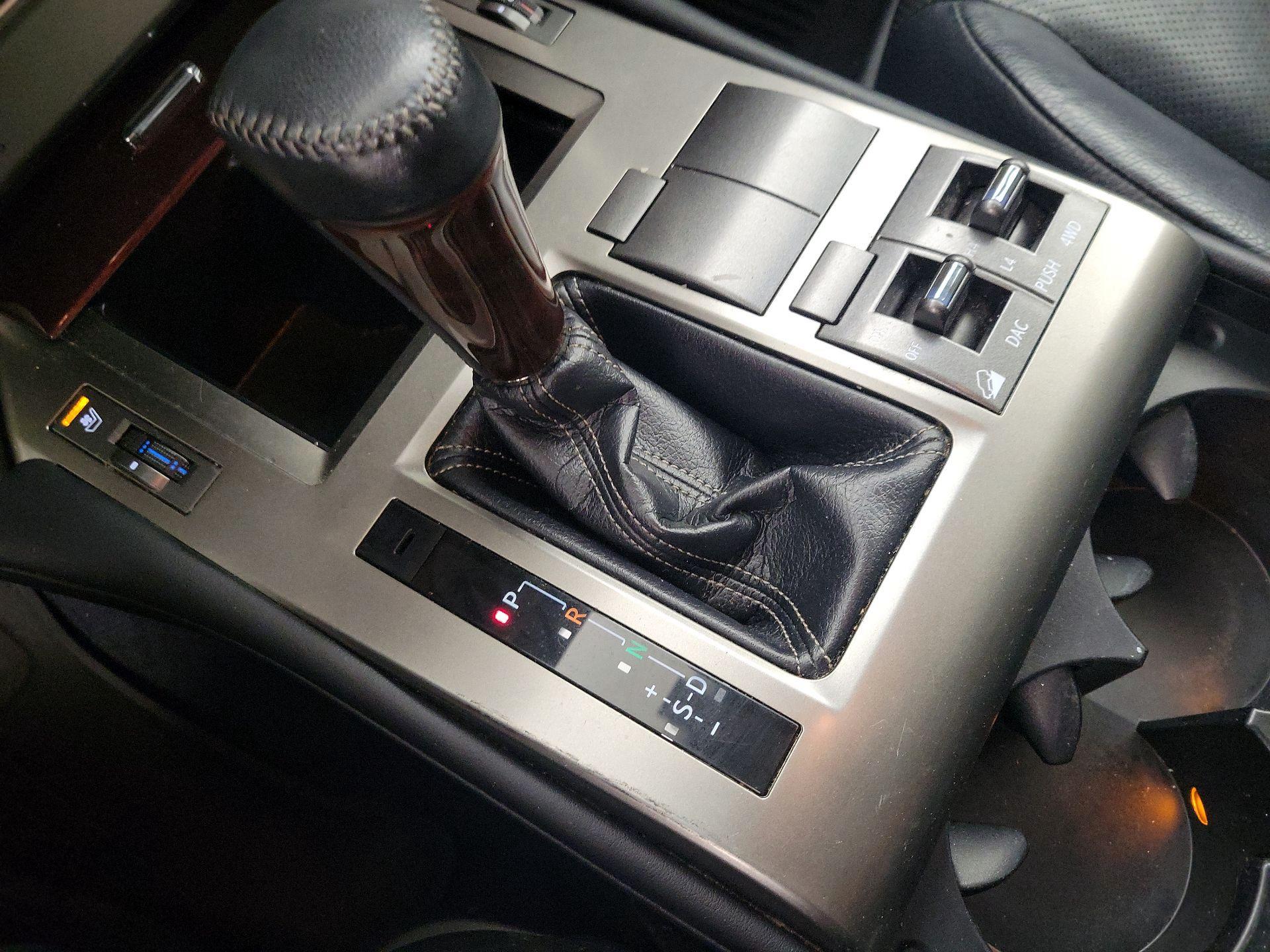 Thumbnail: 2017 Lexus GX - 18