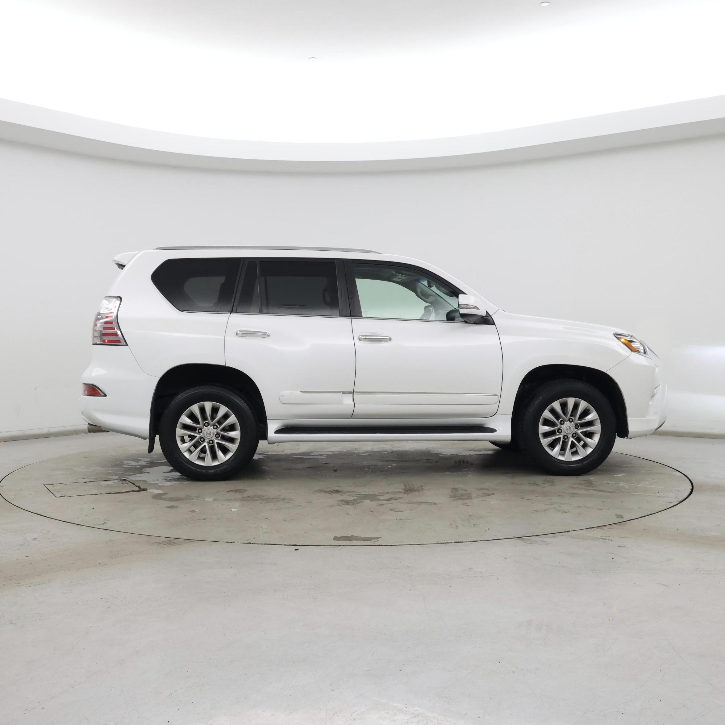 Thumbnail: 2017 Lexus GX - 7