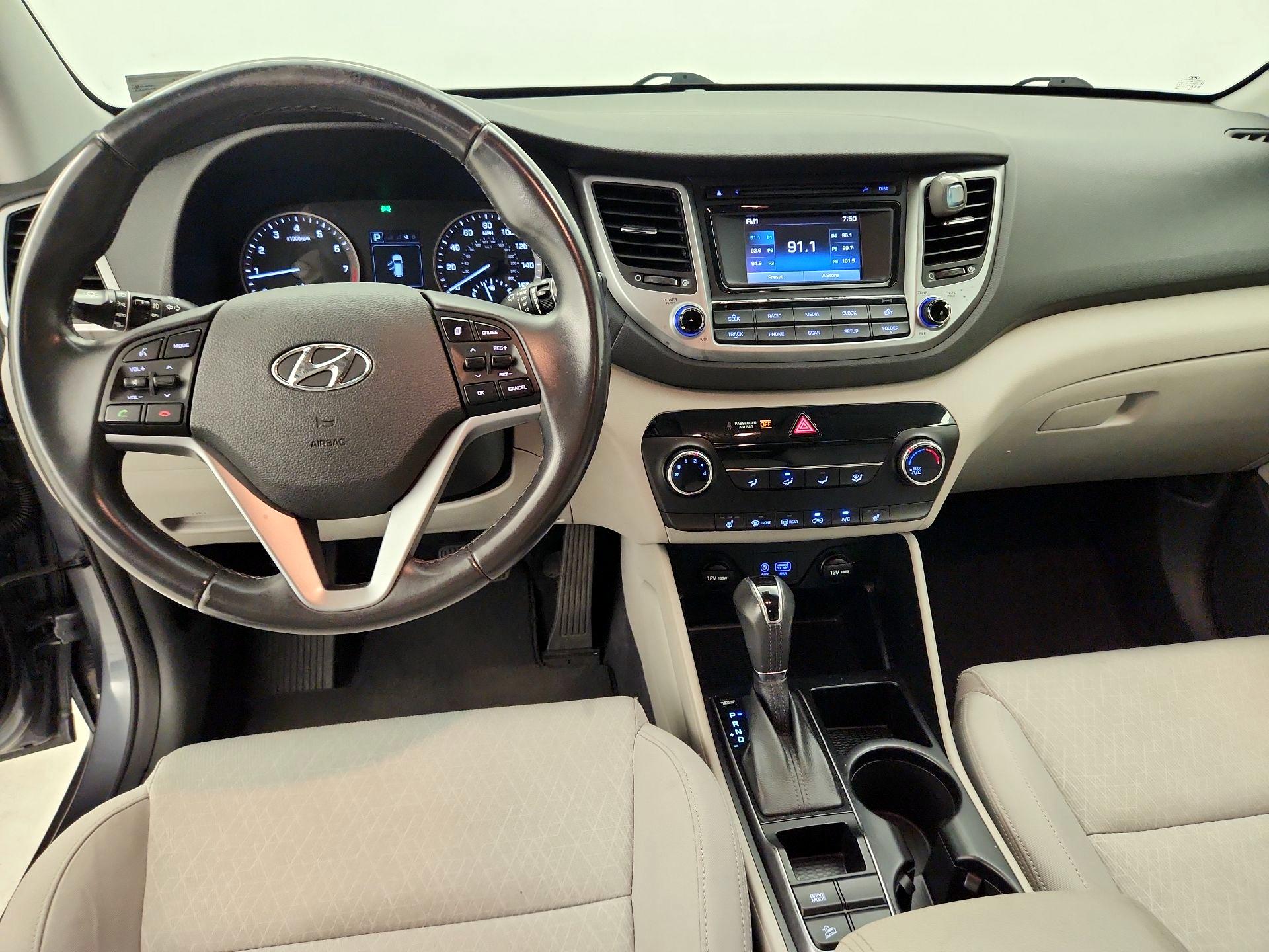 Thumbnail: 2017 Hyundai Tucson - 9