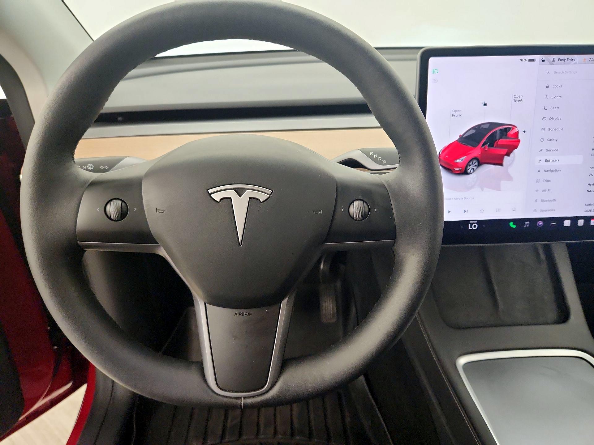 Thumbnail: 2023 Tesla Model Y - 10