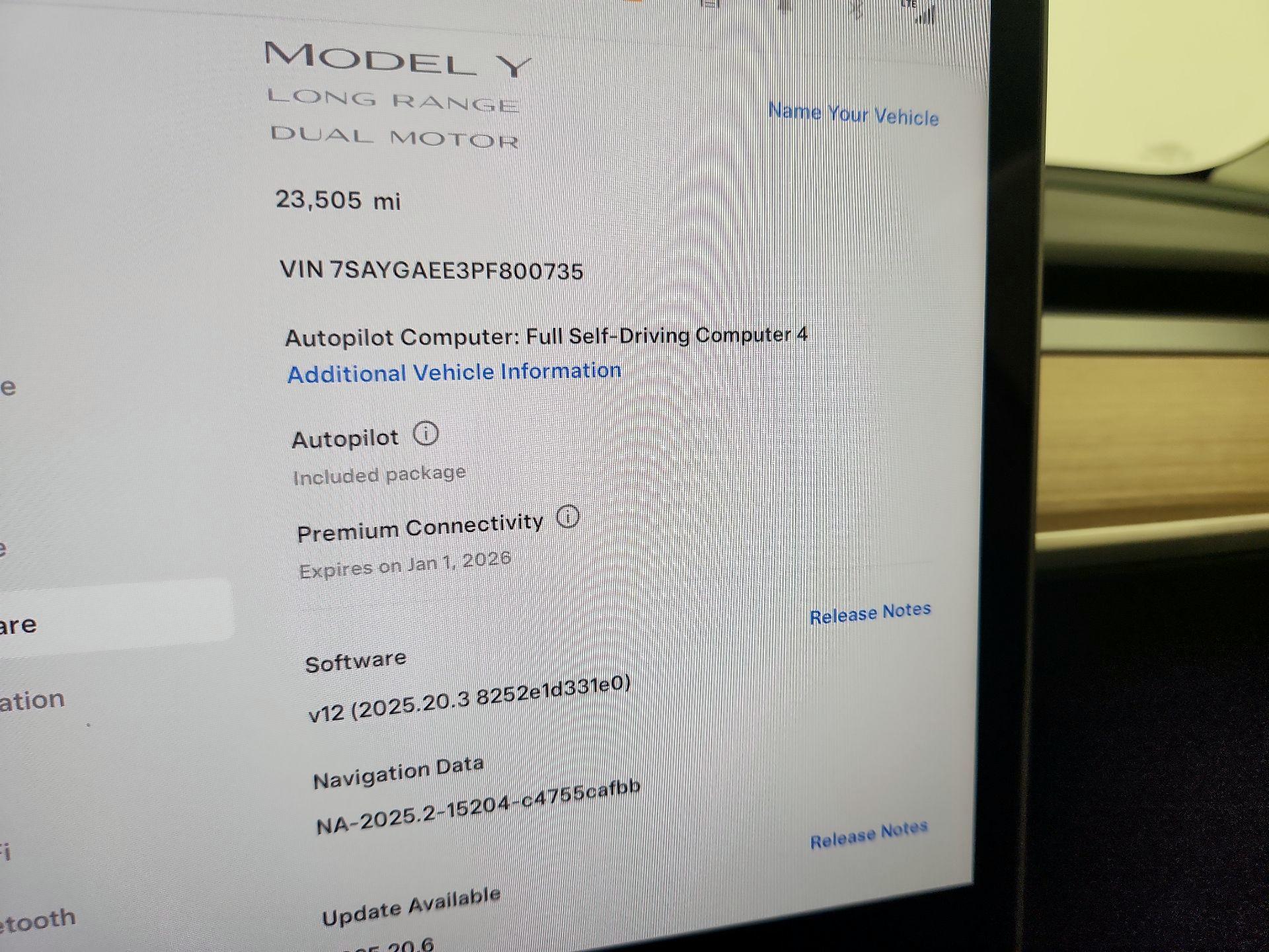 Thumbnail: 2023 Tesla Model Y - 13