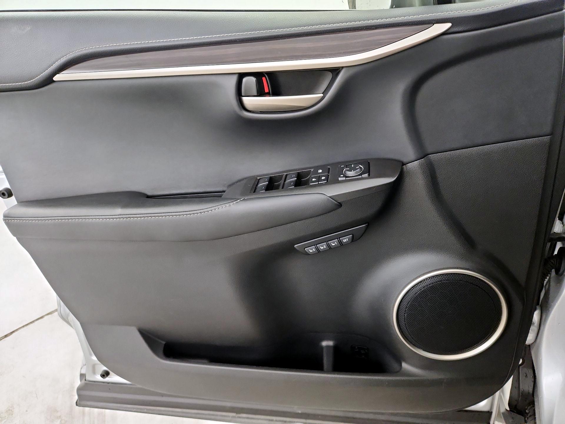 Thumbnail: 2015 Lexus NX - 12