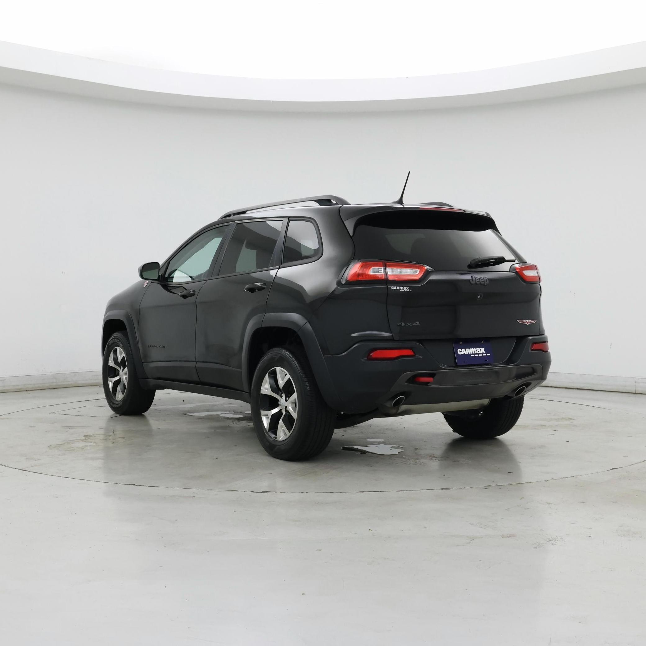 Thumbnail: 2015 Jeep Cherokee - 2