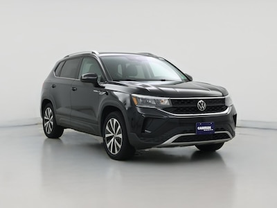 Black 2023 Volkswagen Taos SE