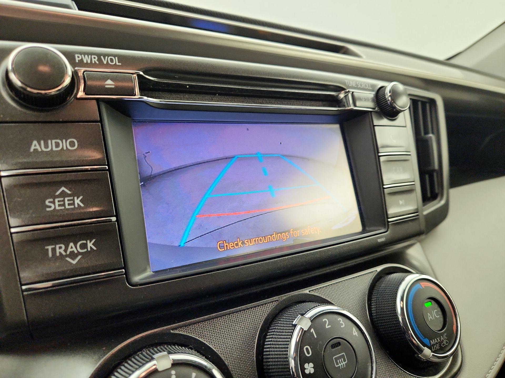 Thumbnail: 2013 Toyota RAV4 - 14