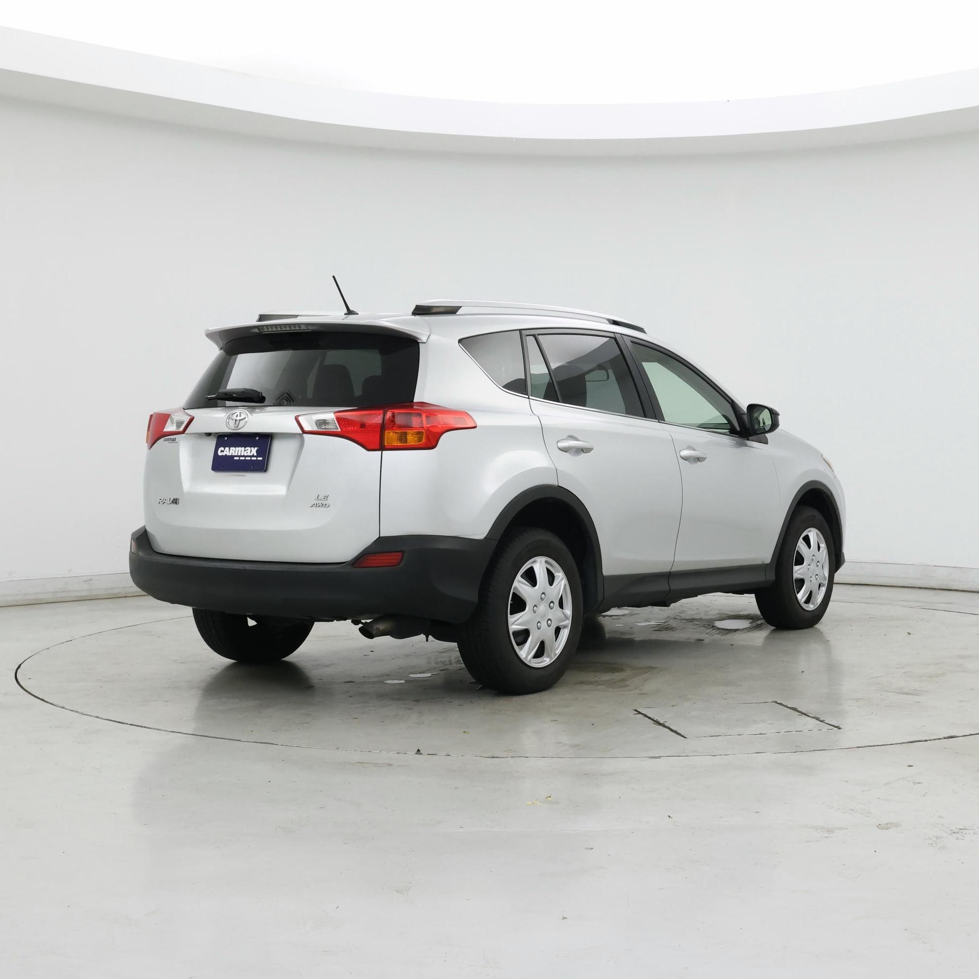 Thumbnail: 2013 Toyota RAV4 - 8