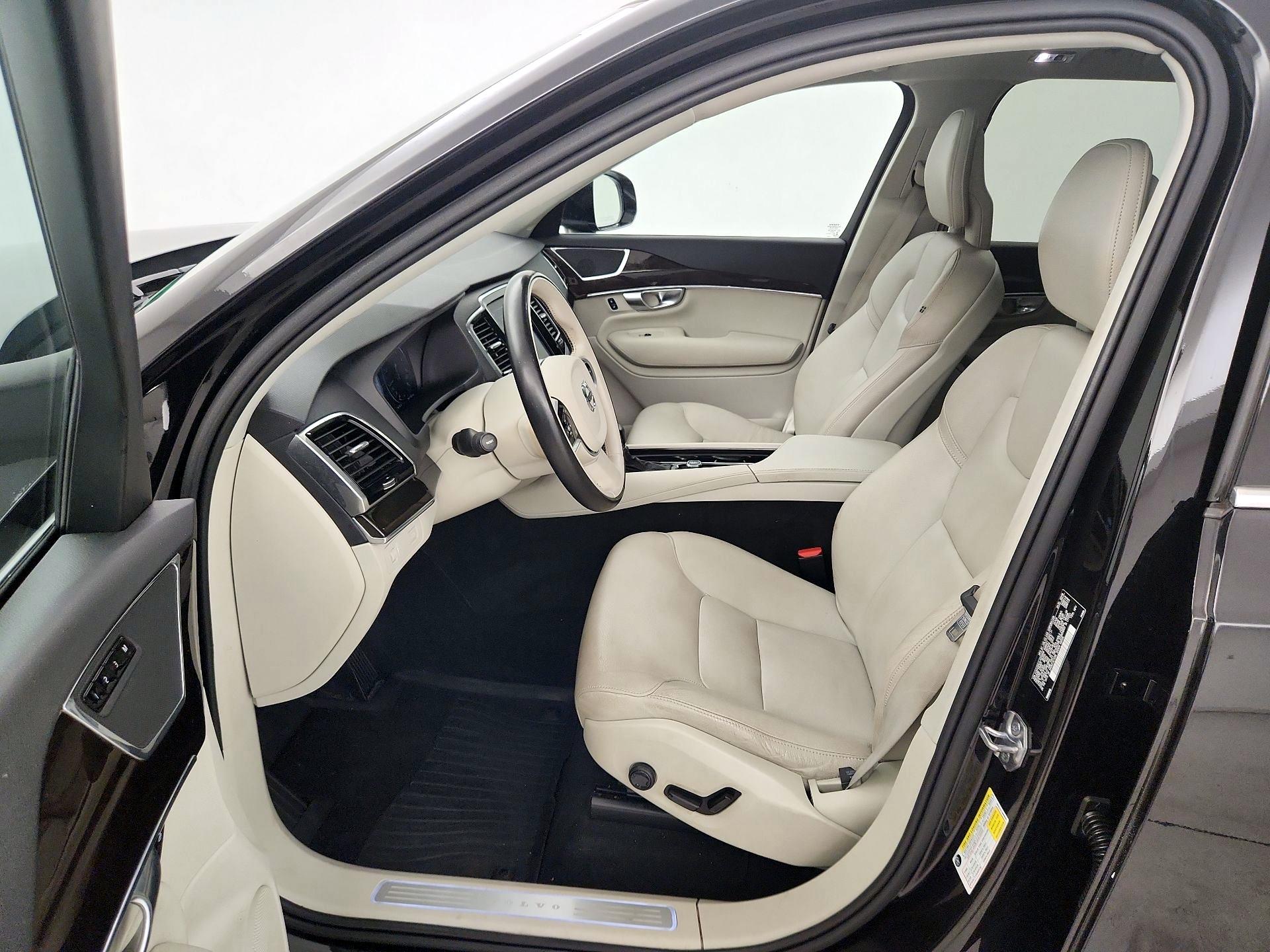Thumbnail: 2018 Volvo XC90 - 11