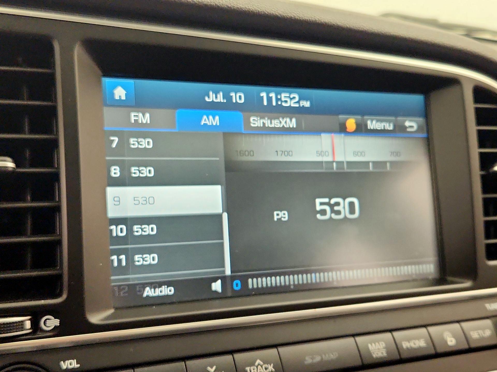 Thumbnail: 2017 Hyundai Elantra - 16