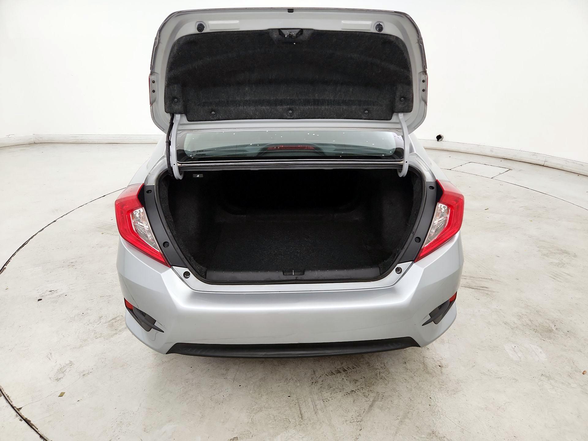 Thumbnail: 2018 Honda Civic - 20